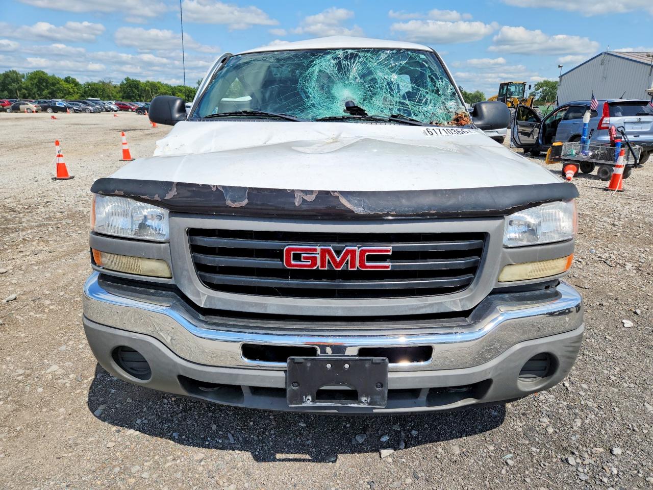 2007 Gmc New Sierra C1500 Classic White vin: 3GTEC14X47G167719