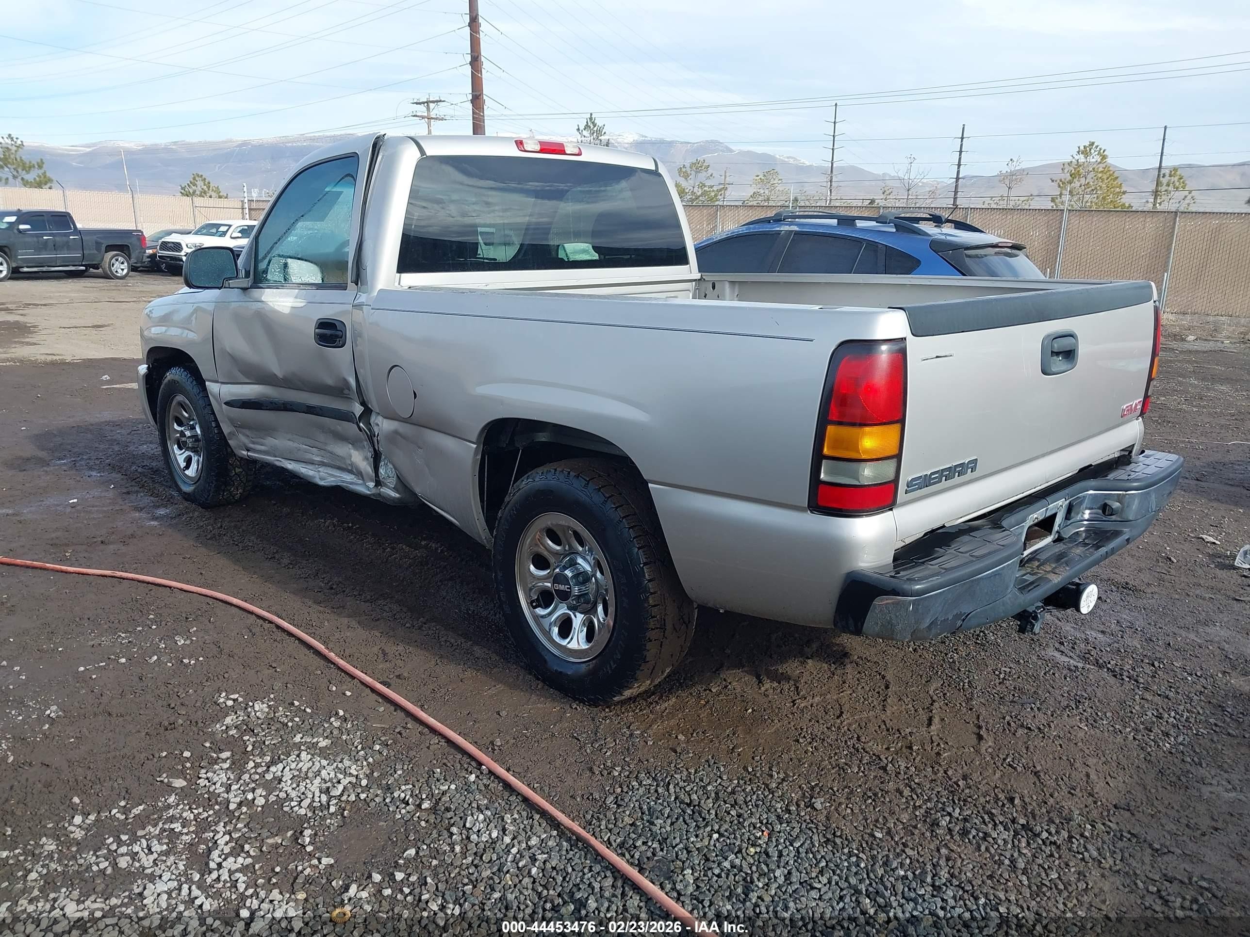 2007 Gmc Sierra 1500 Classic Sl Silver vin: 3GTEC14X57G234005
