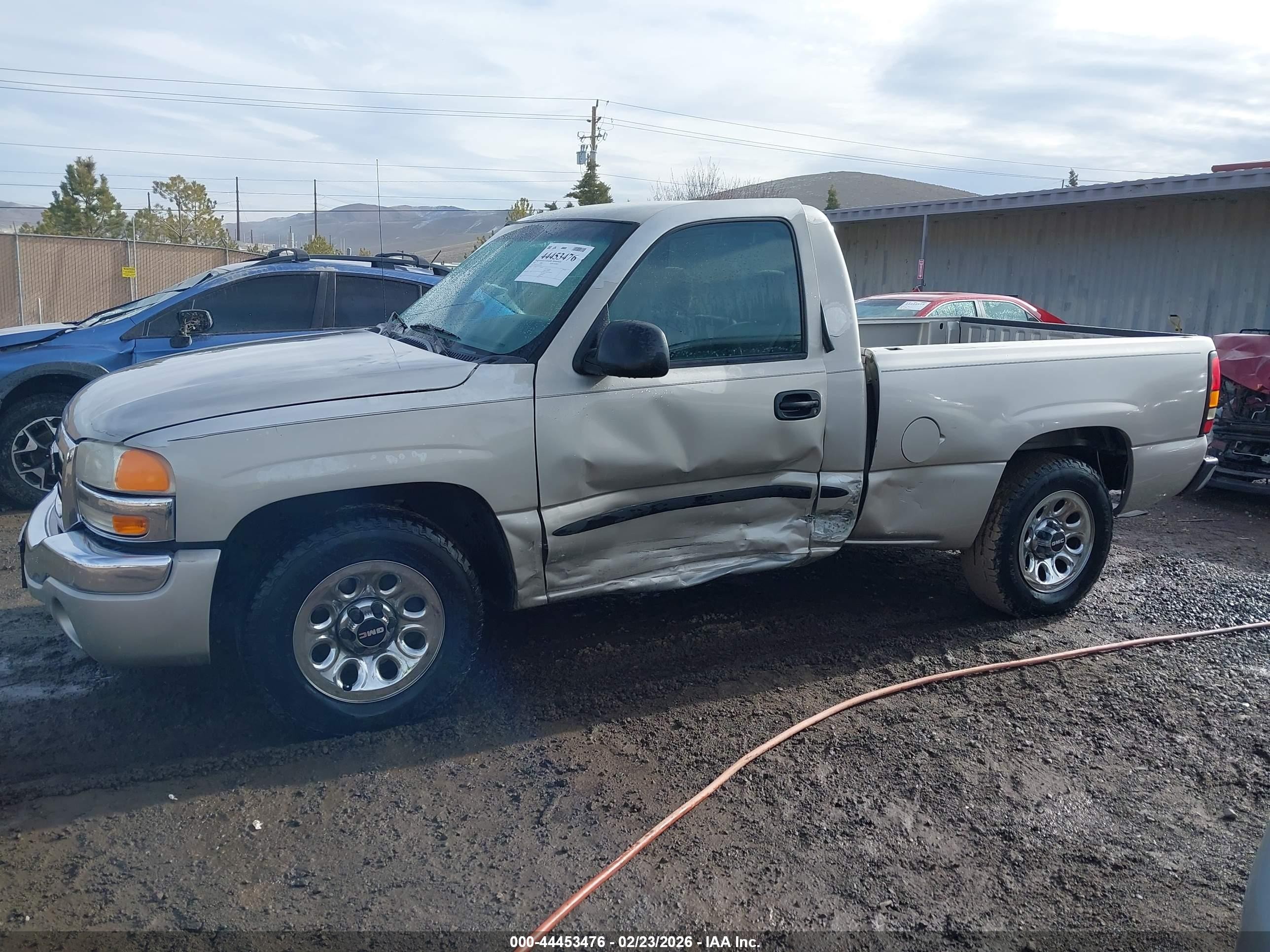 2007 Gmc Sierra 1500 Classic Sl Silver vin: 3GTEC14X57G234005