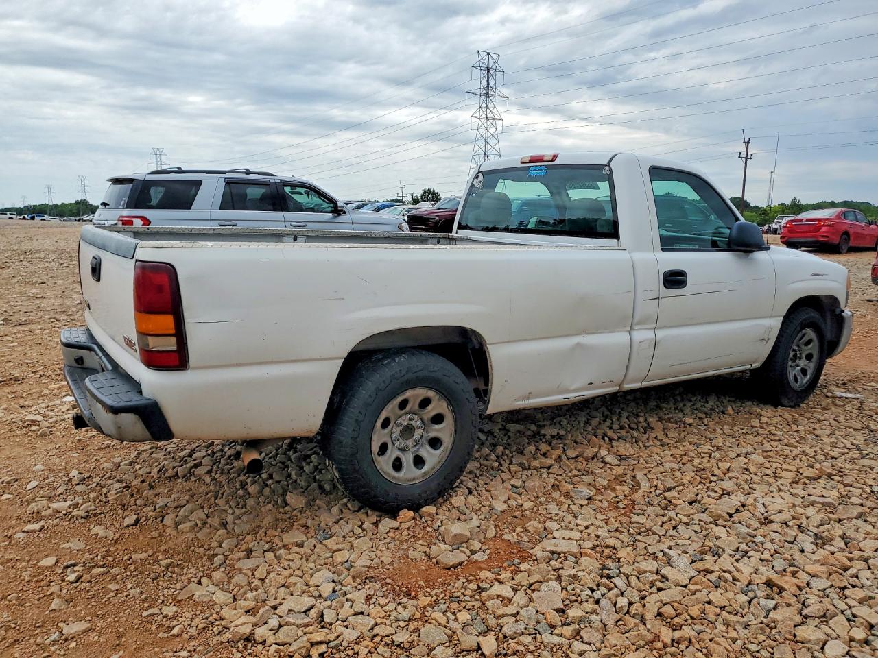 2007 Gmc New Sierra C1500 Classic White vin: 3GTEC14X77G241022
