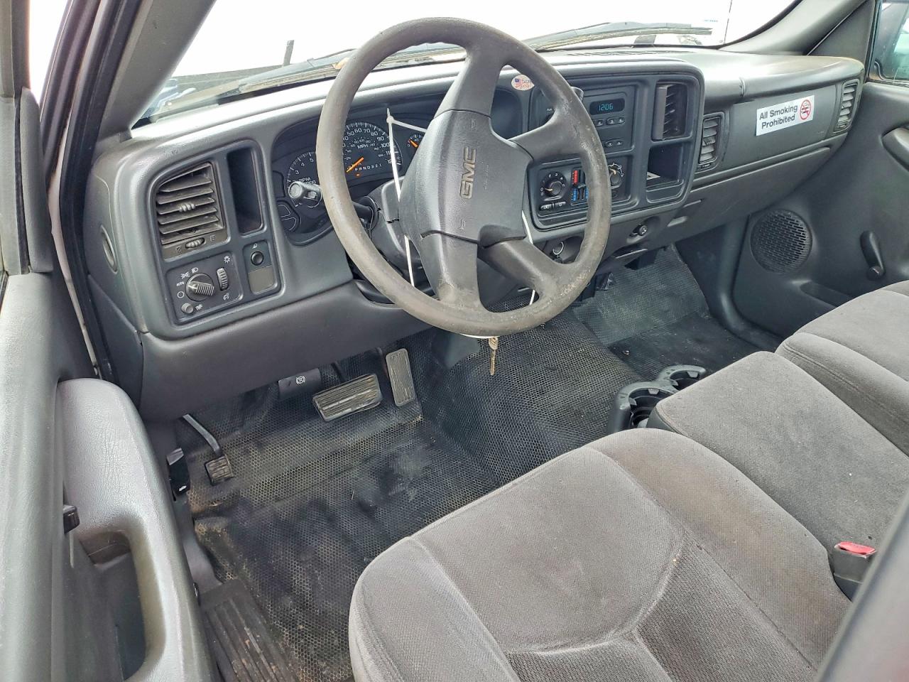 2007 Gmc New Sierra C1500 Classic White vin: 3GTEC14X77G241022