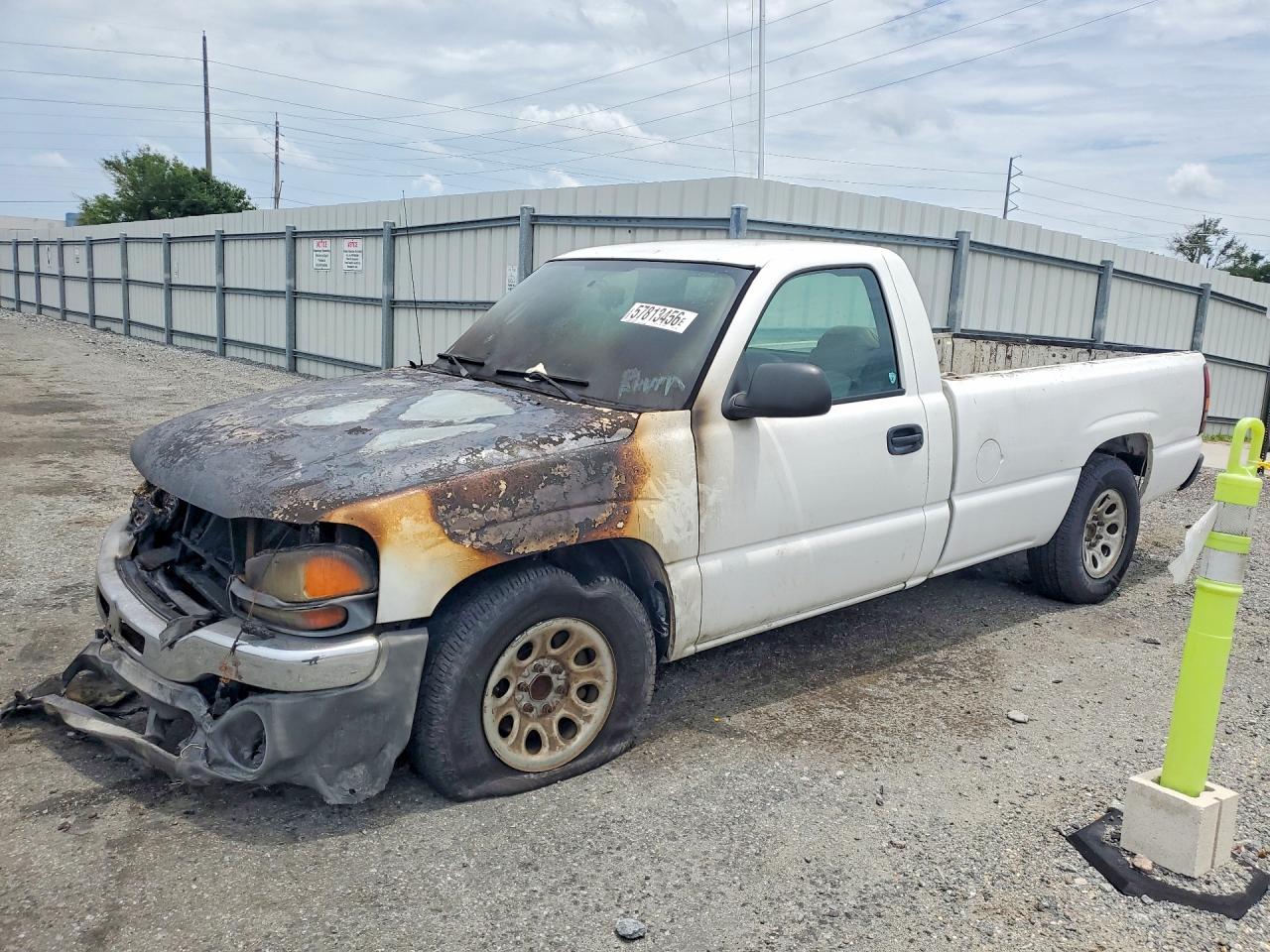 2006 Gmc New Sierra C1500 White vin: 3GTEC14X96G168198