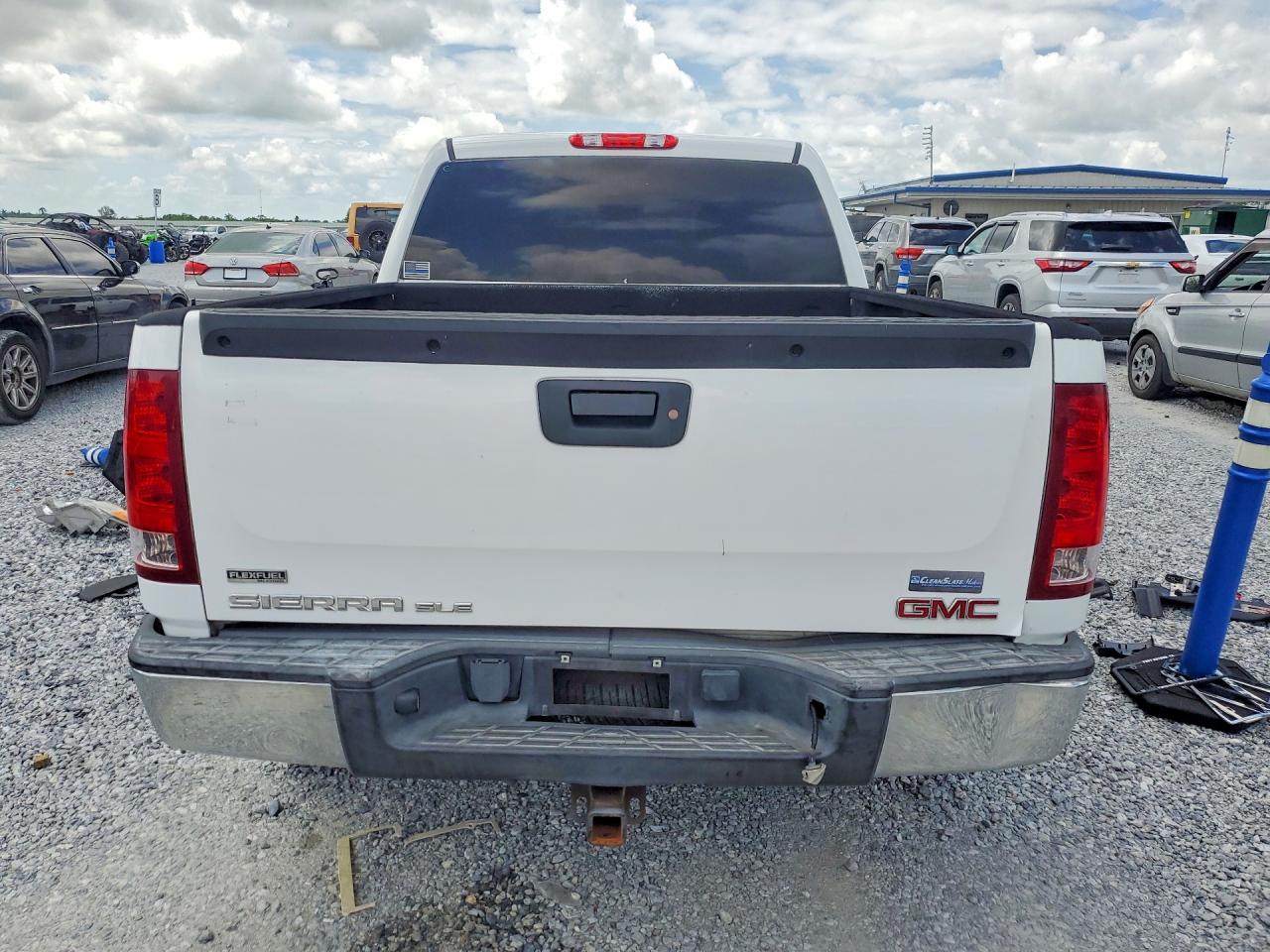 2009 Gmc Sierra C1500 Sle White vin: 3GTEC23039G268554