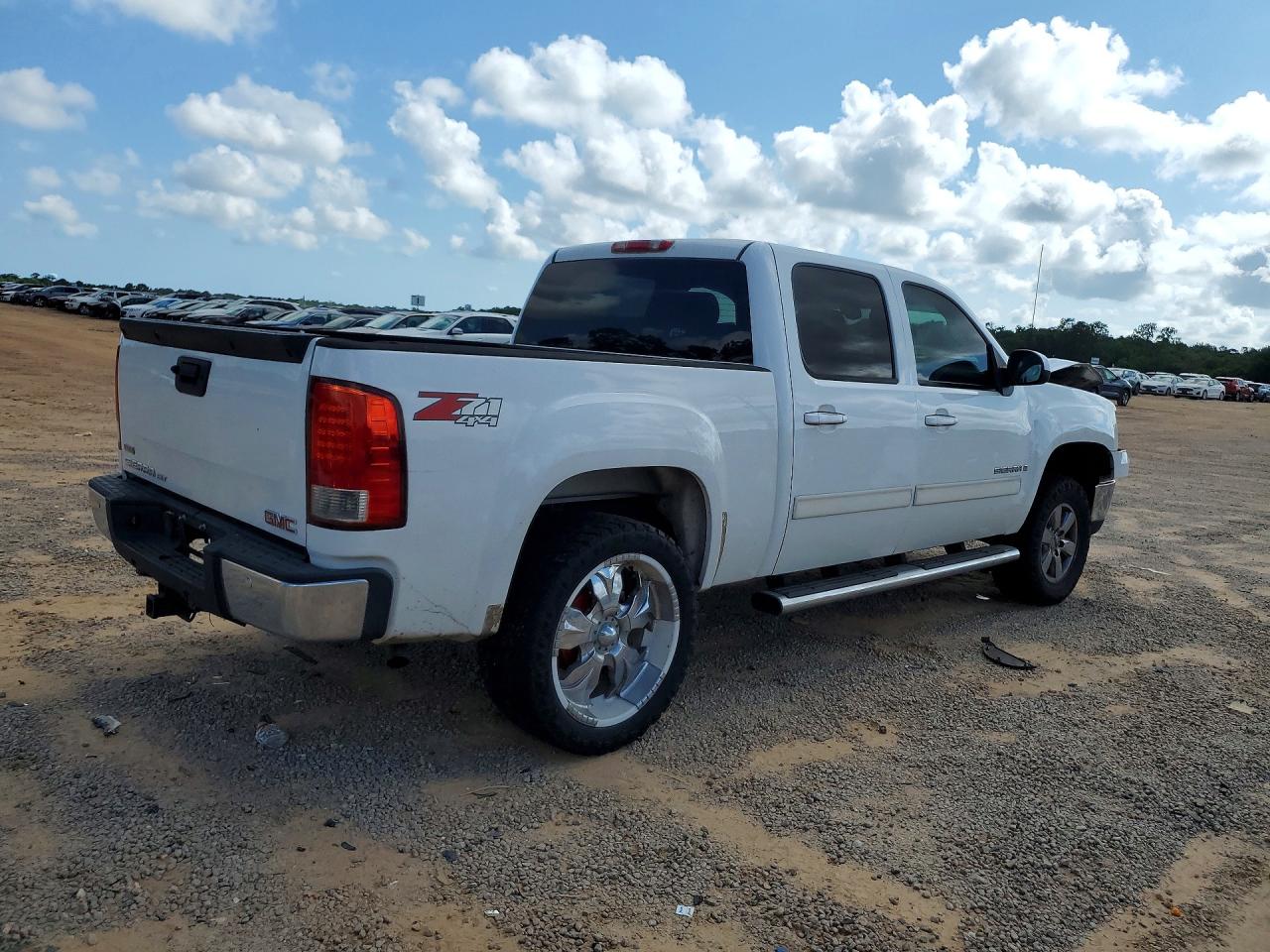 2007 Gmc New Sierra K1500 White vin: 3GTEK13387G532436