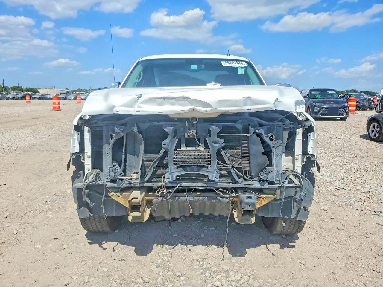 2008 Gmc Sierra K1500 White vin: 3GTEK13388G212874