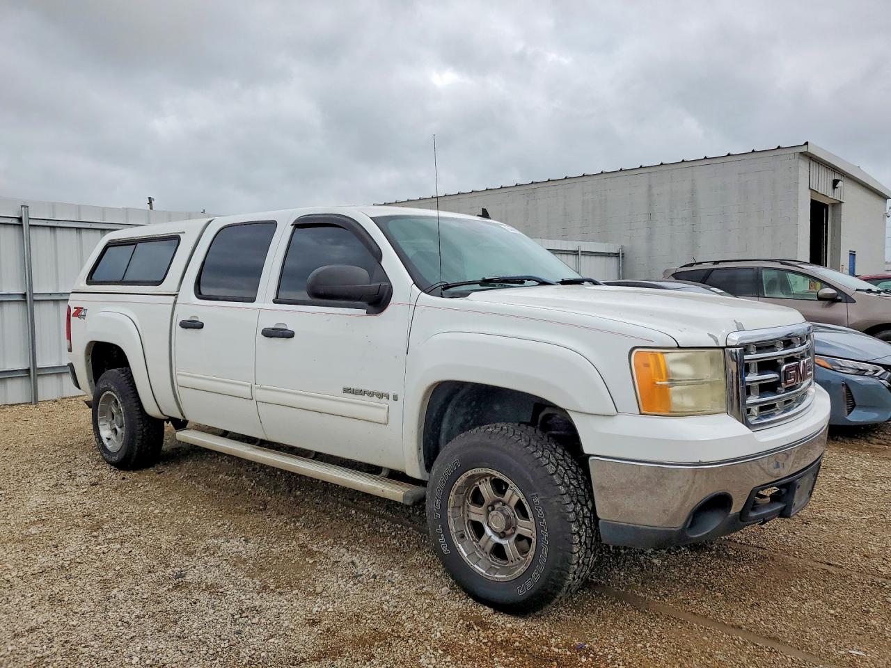 2008 Gmc Sierra K1500 White vin: 3GTEK13M48G128947
