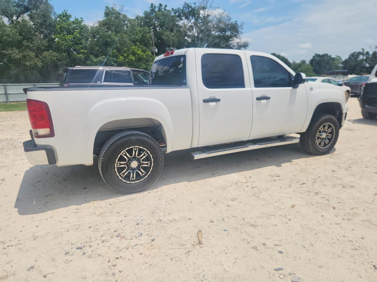 2009 Gmc Sierra K1500 Sle White vin: 3GTEK23M69G249647