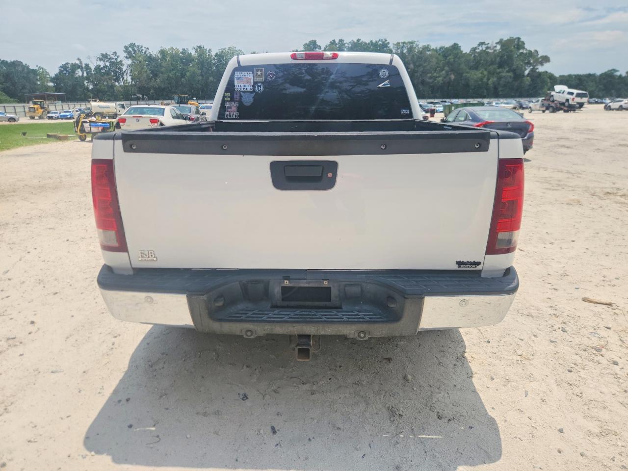 2009 Gmc Sierra K1500 Sle White vin: 3GTEK23M69G249647