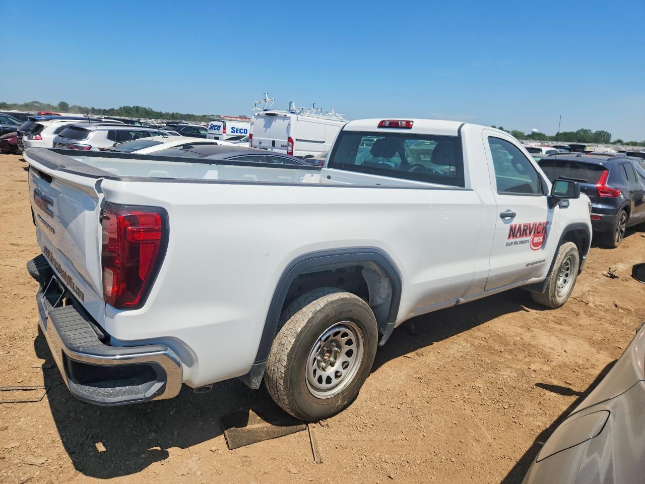 2024 Gmc Sierra C1500 White vin: 3GTNHAEK8RG425537