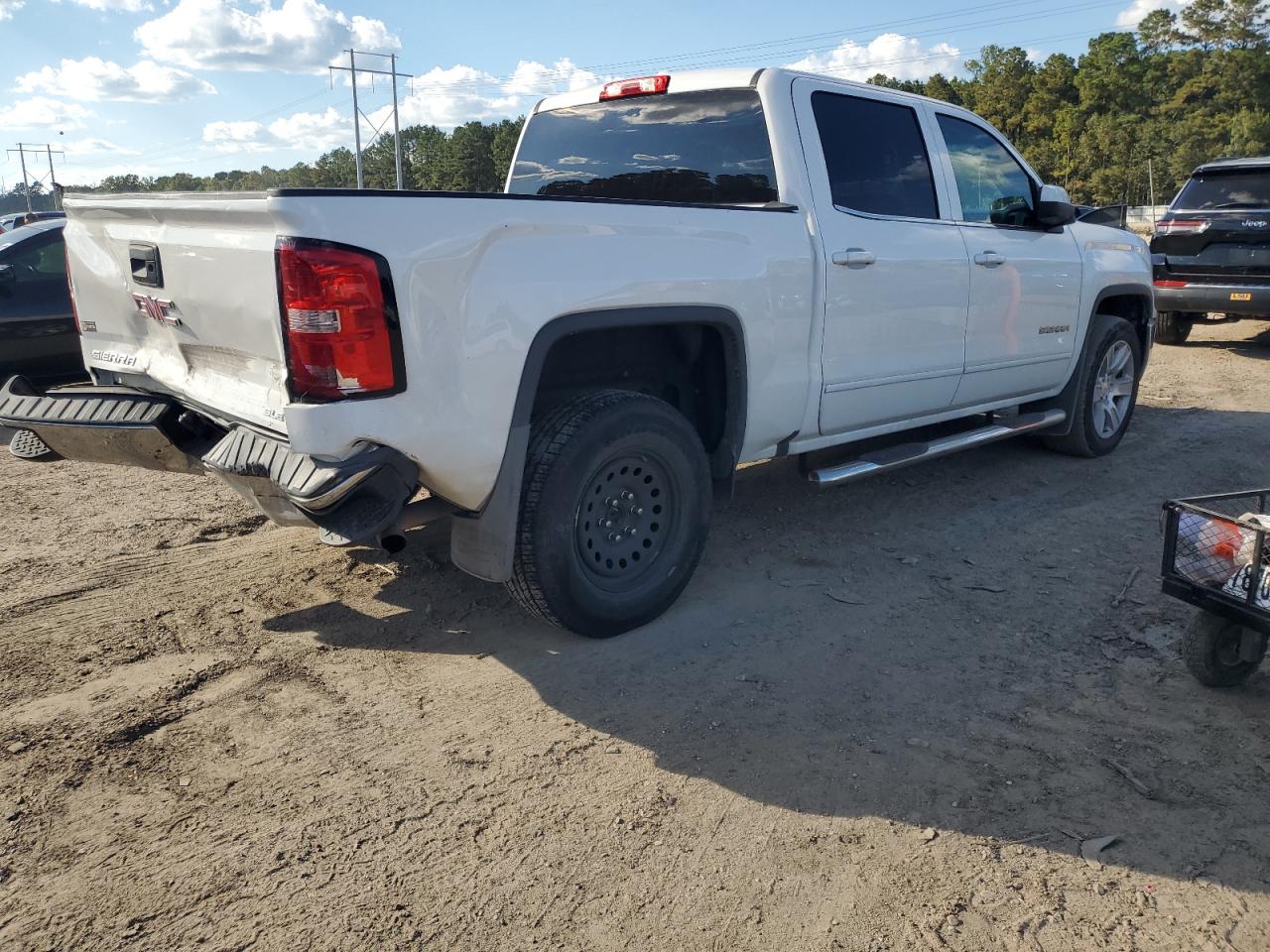 2018 Gmc Sierra C1500 Sle White vin: 3GTP1MEC9JG195373