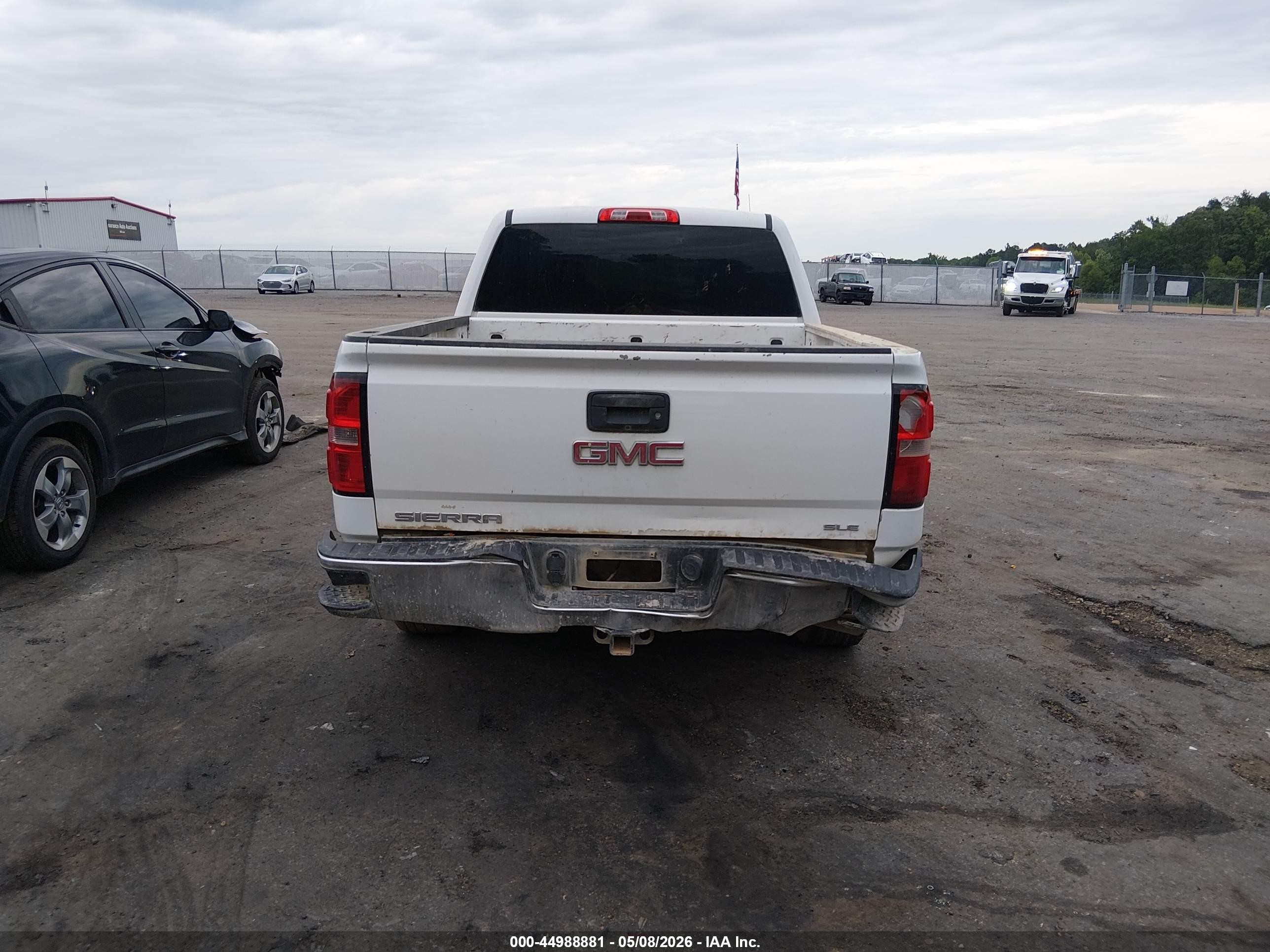 2015 Gmc Sierra 1500 Sle White vin: 3GTP1UEC1FG428122