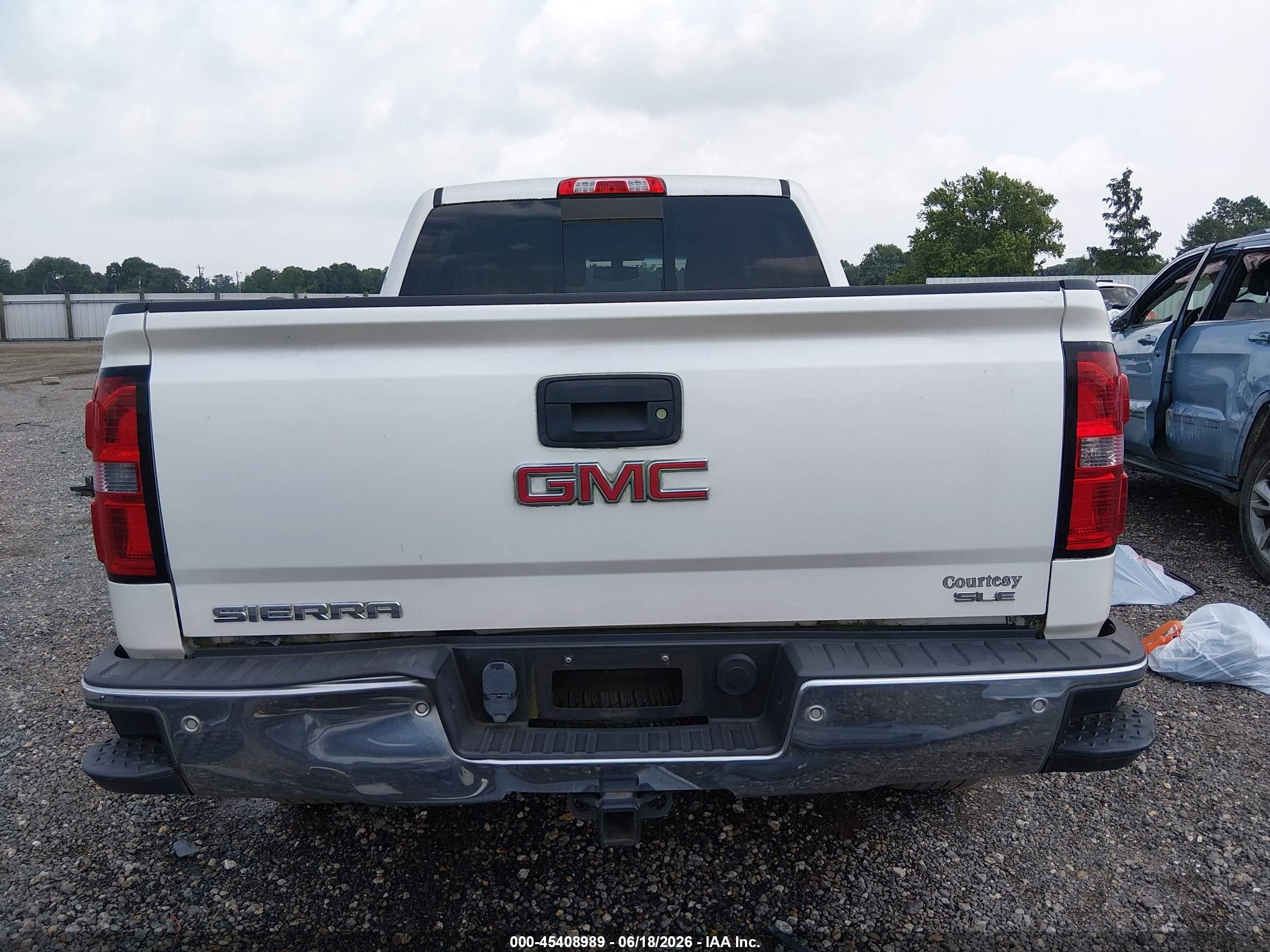 2015 Gmc Sierra 1500 Sle White vin: 3GTP1UEC3FG165843