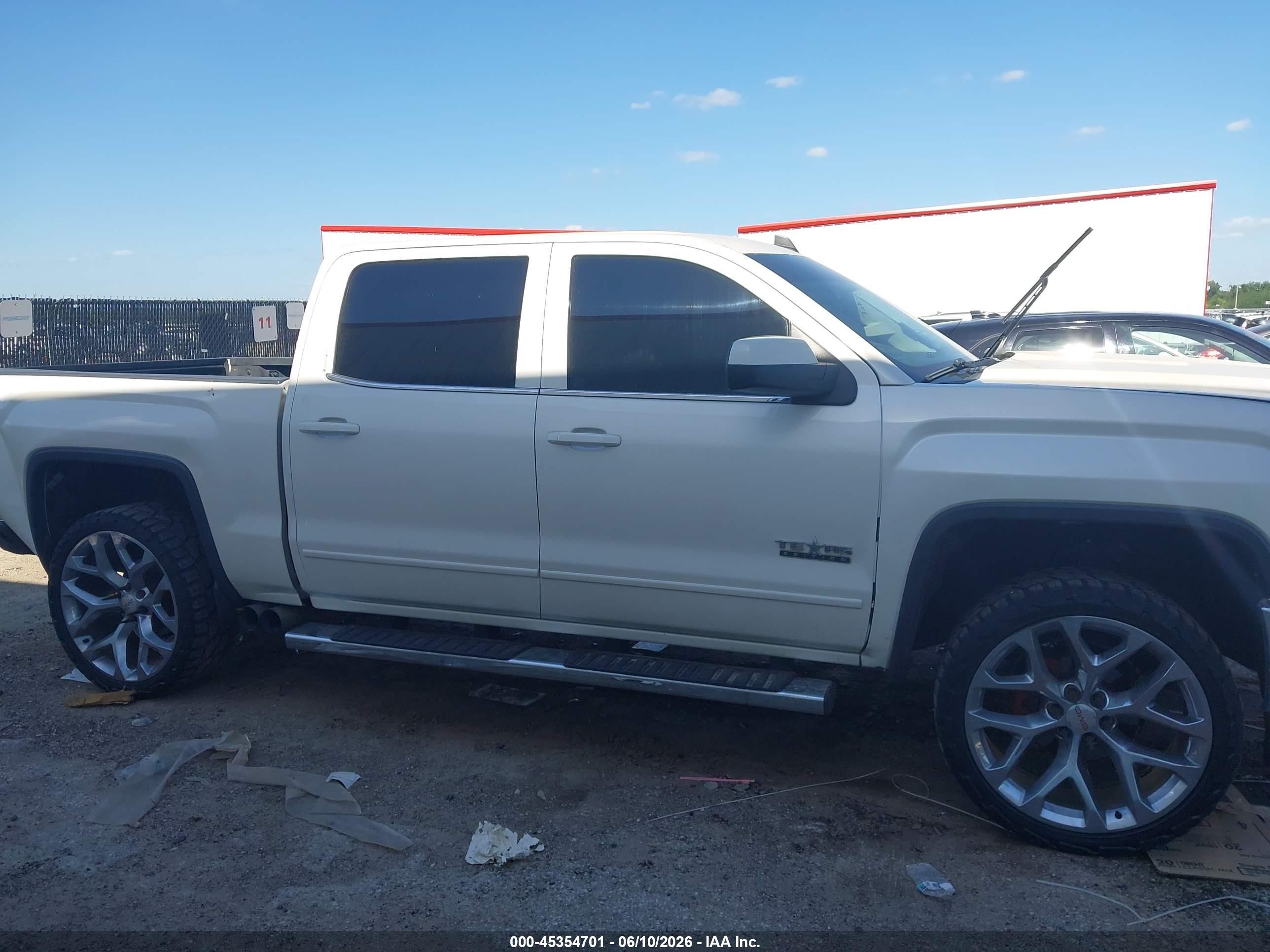 2015 Gmc Sierra 1500 Sle White vin: 3GTP1UEC3FG346361