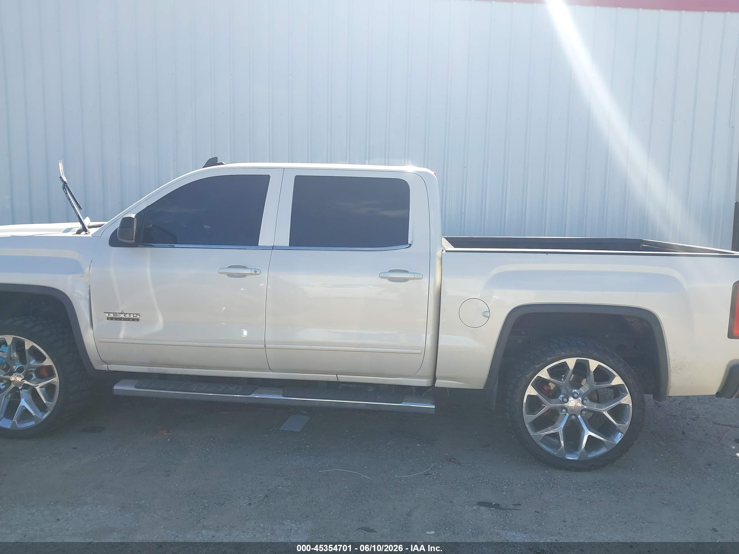 2015 Gmc Sierra 1500 Sle White vin: 3GTP1UEC3FG346361