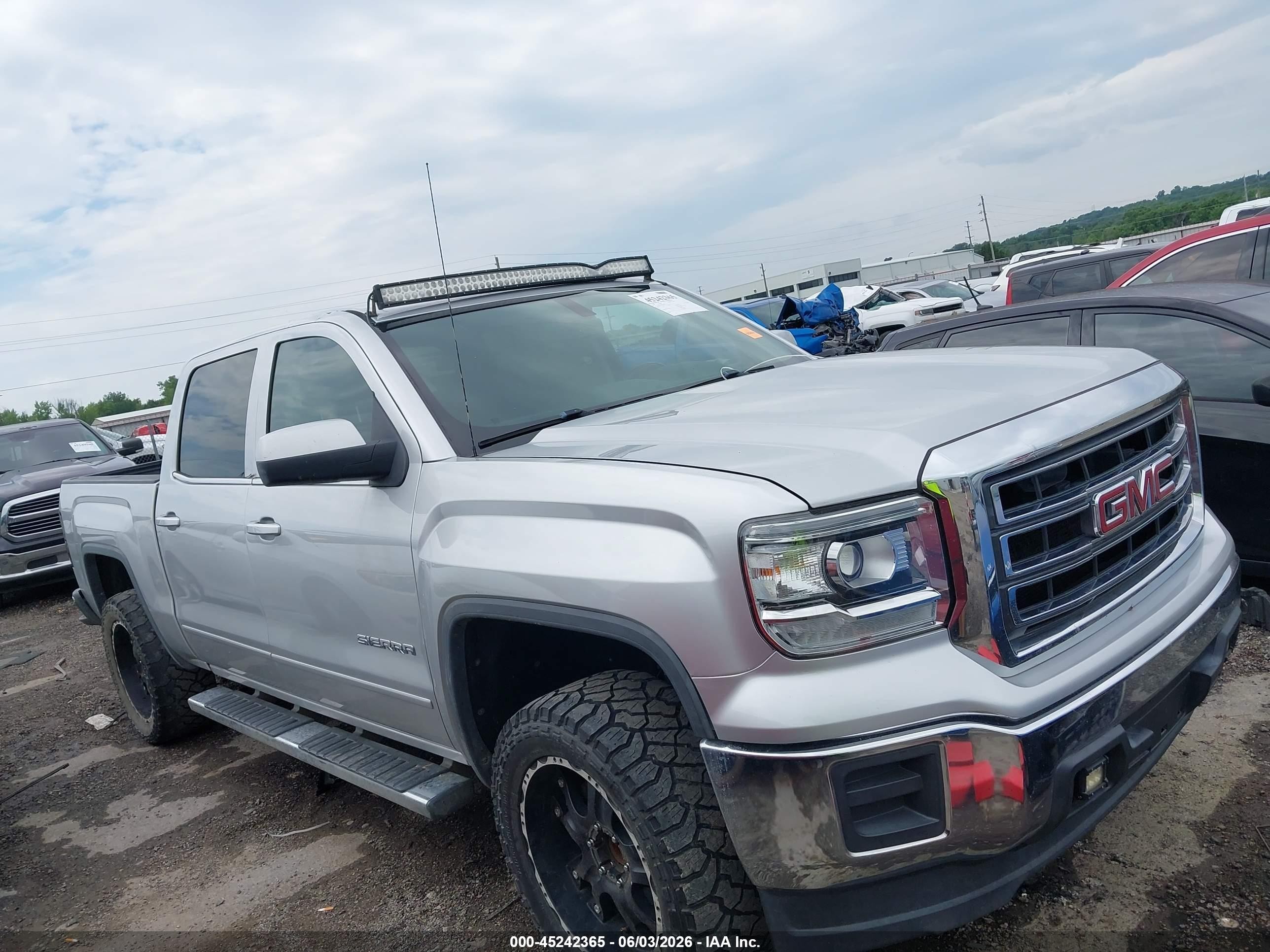 2014 Gmc Sierra 1500 Sle Silver vin: 3GTP1UEH1EG299857