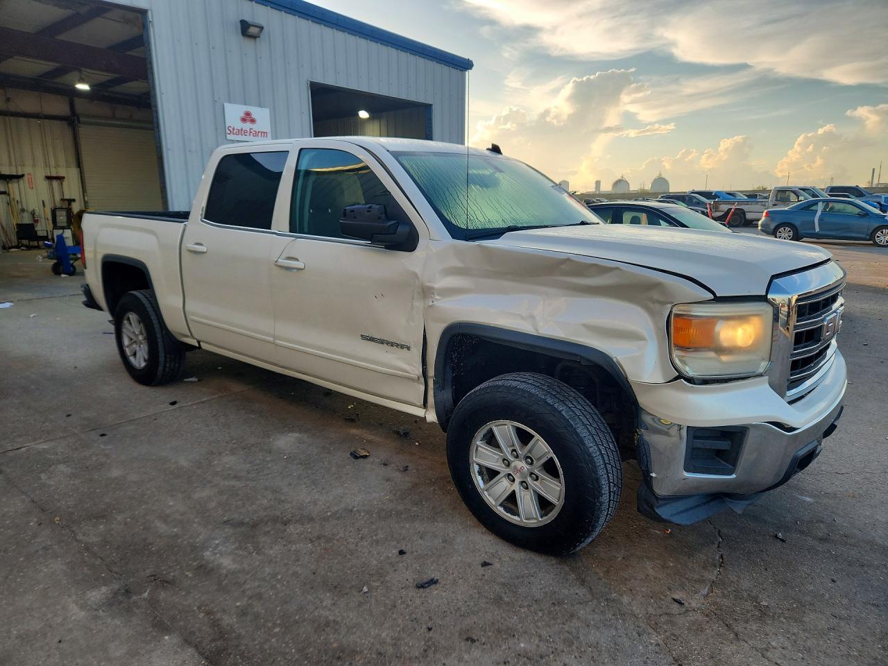 2014 Gmc Sierra C1500 Sle White vin: 3GTP1UEH3EG193605