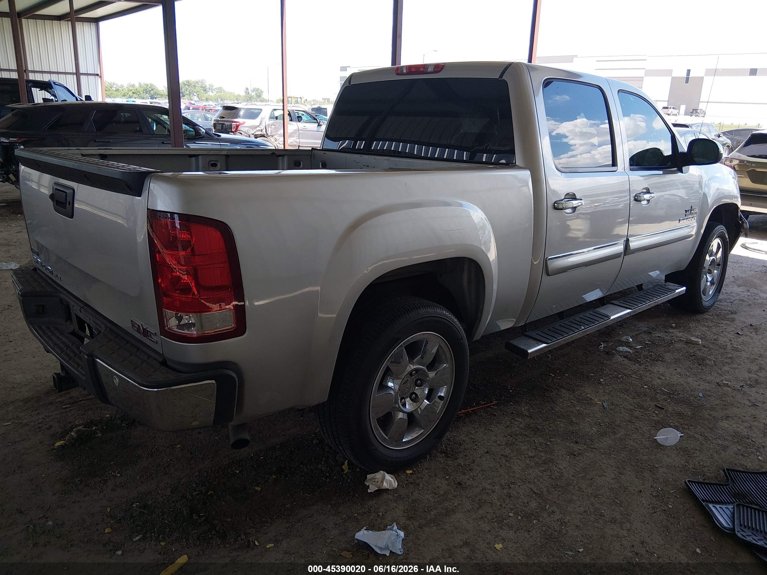 2011 Gmc Sierra 1500 Sle Silver vin: 3GTP1VE00BG144406