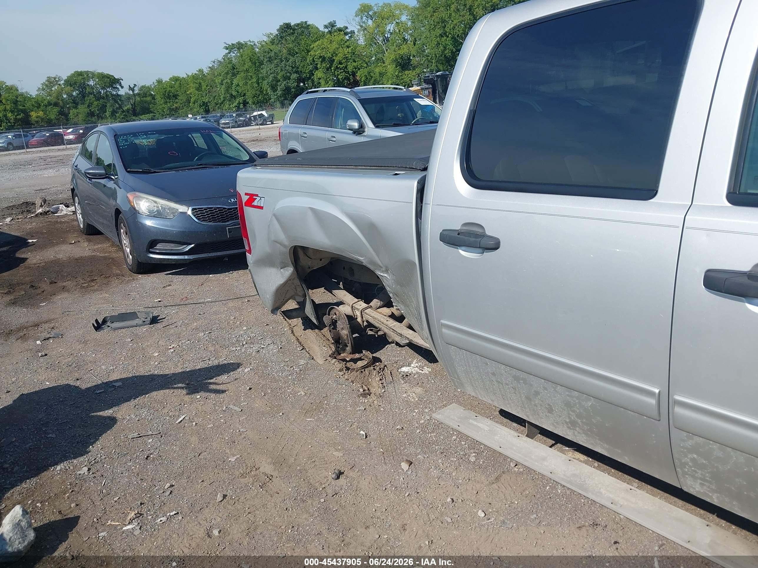 2011 Gmc Sierra 1500 Sle Silver vin: 3GTP1VE00BG149654
