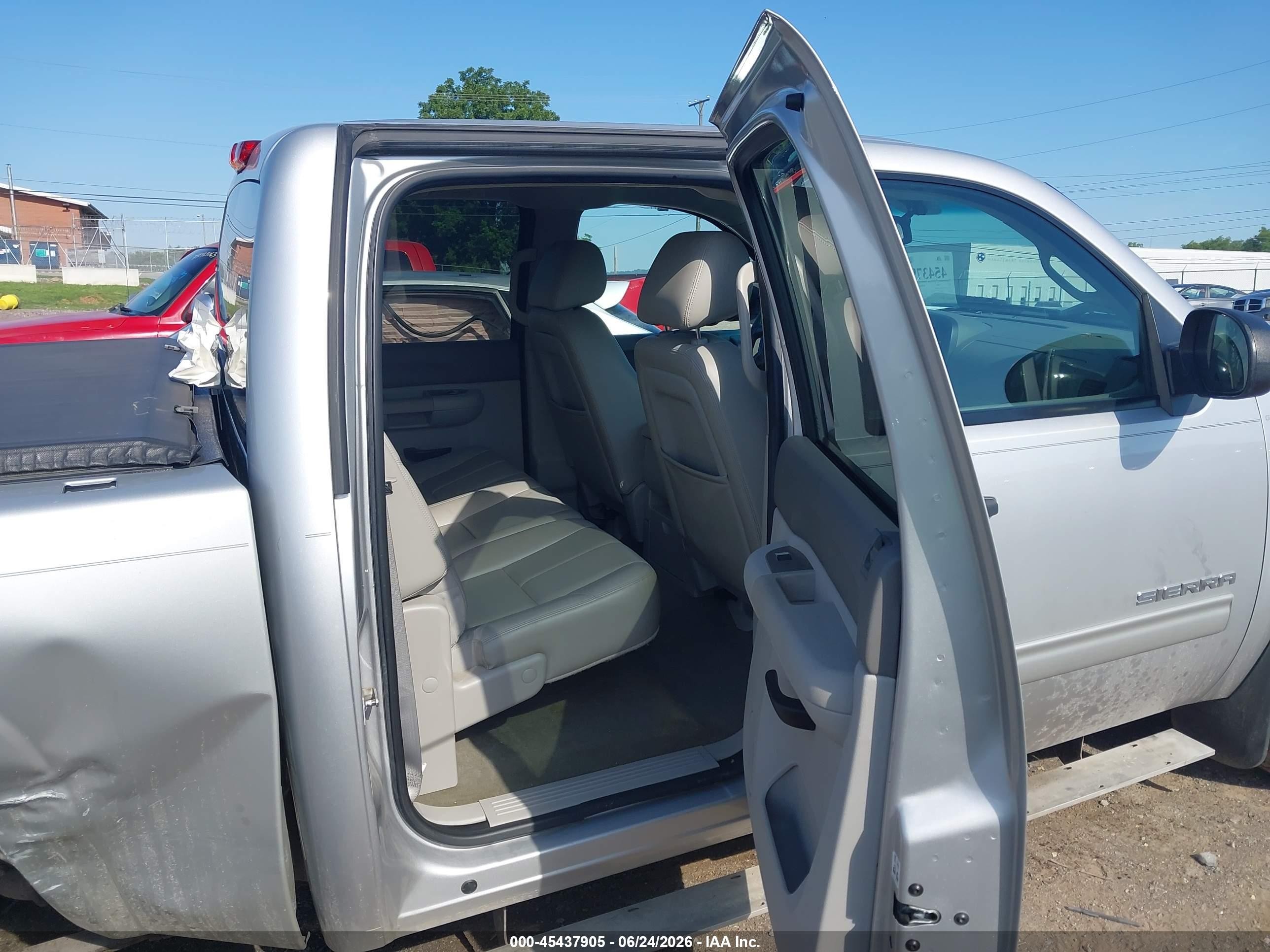 2011 Gmc Sierra 1500 Sle Silver vin: 3GTP1VE00BG149654
