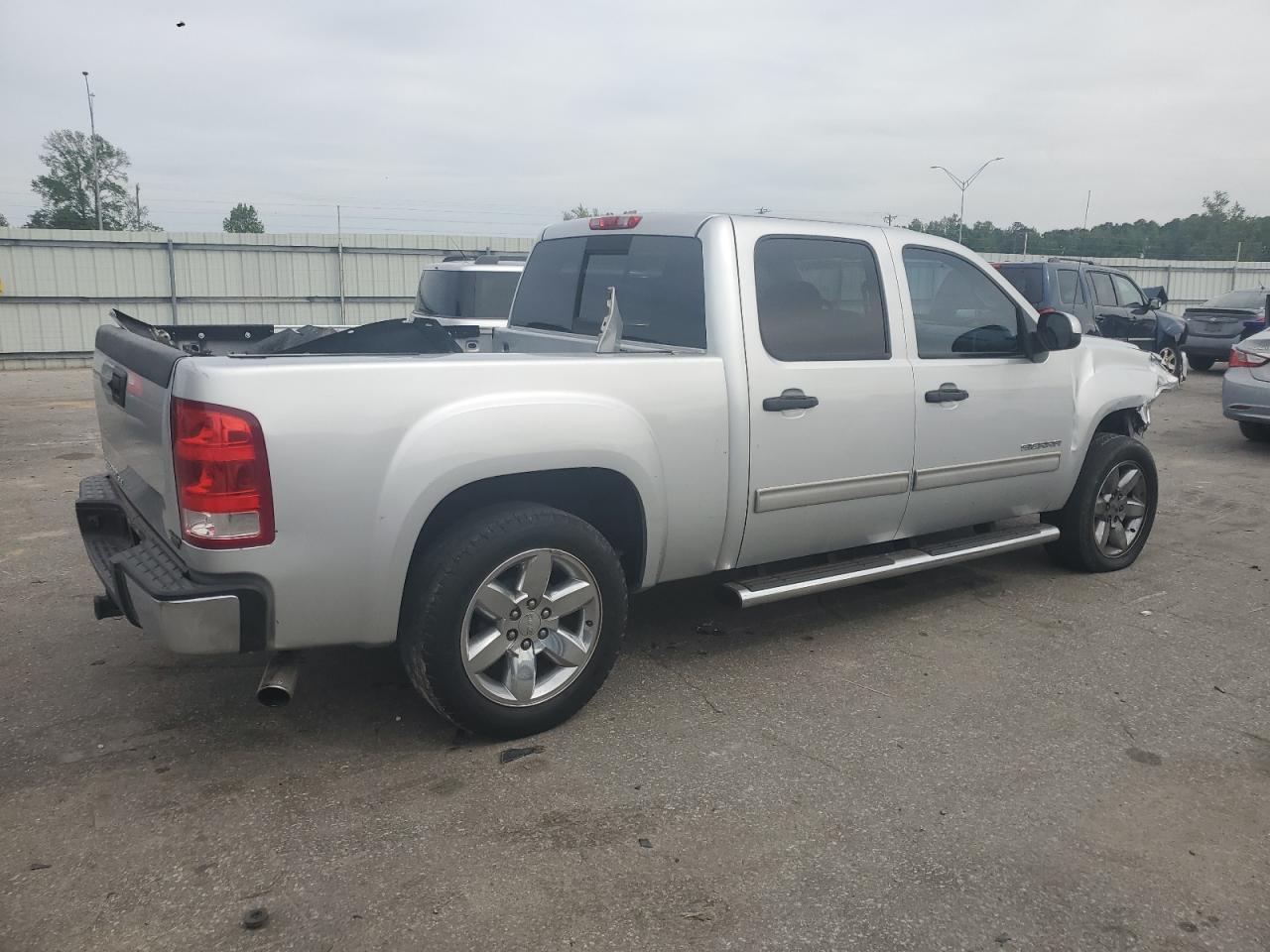 2013 Gmc Sierra C1500 Sle Silver vin: 3GTP1VE00DG332684