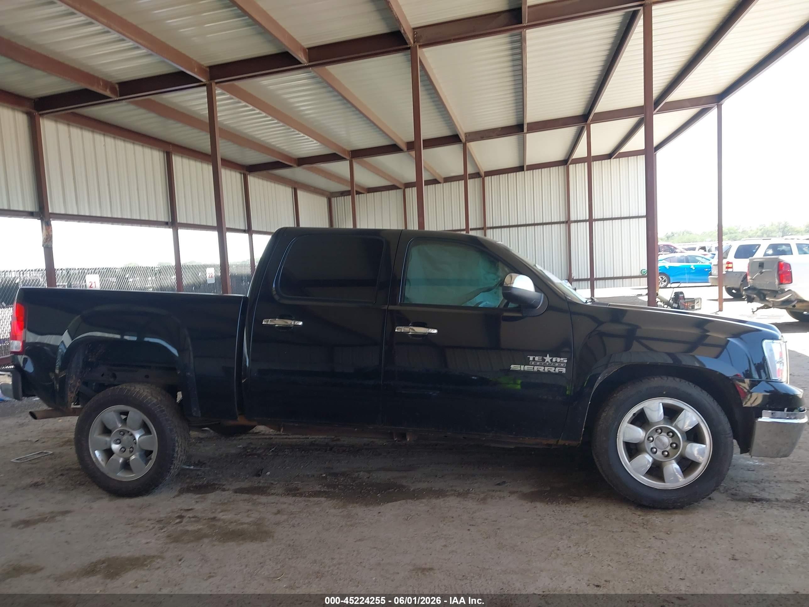 2011 Gmc Sierra 1500 Sle Black vin: 3GTP1VE02BG332151