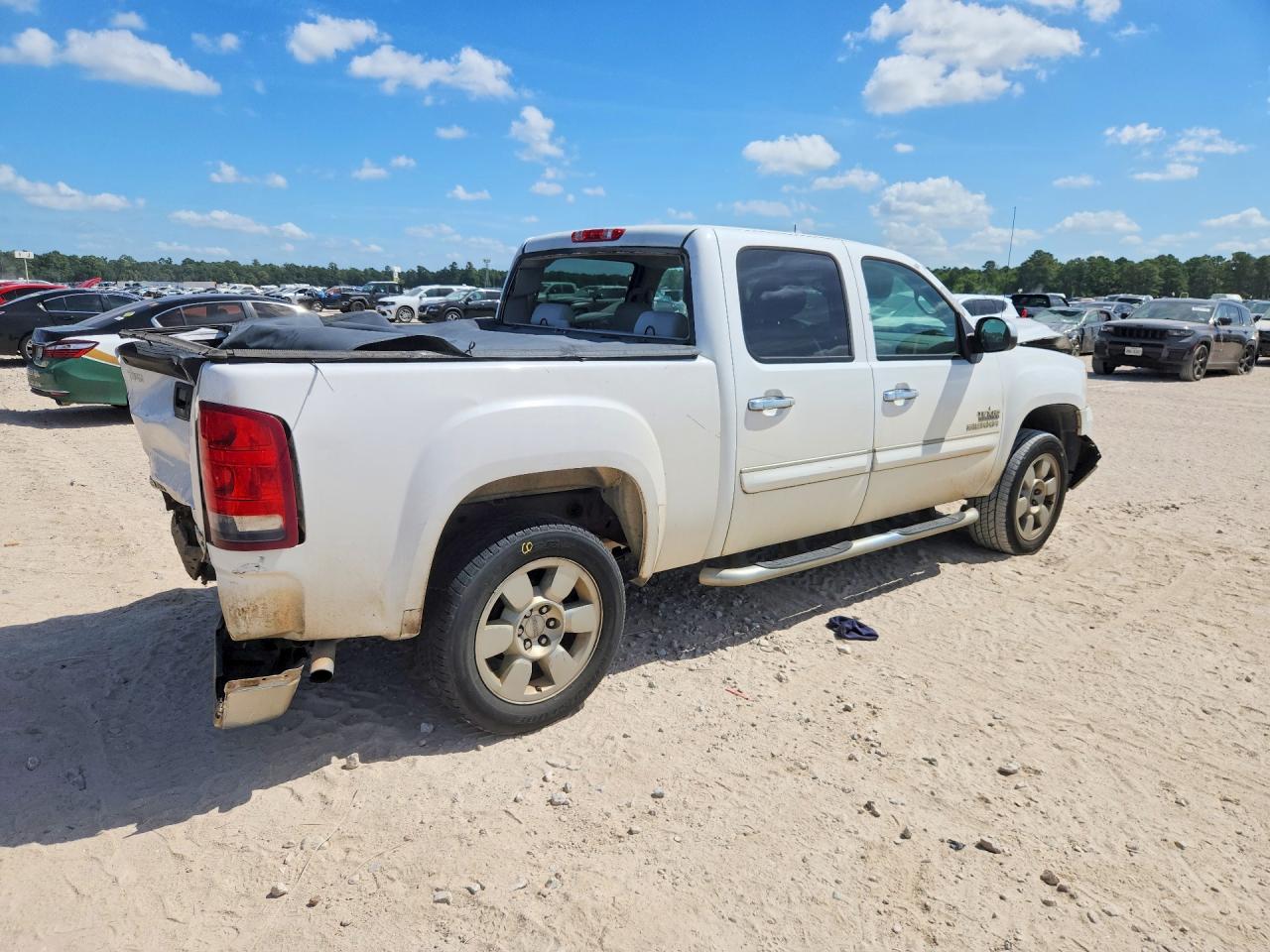 2011 Gmc Sierra C1500 Sle White vin: 3GTP1VE02BG360855