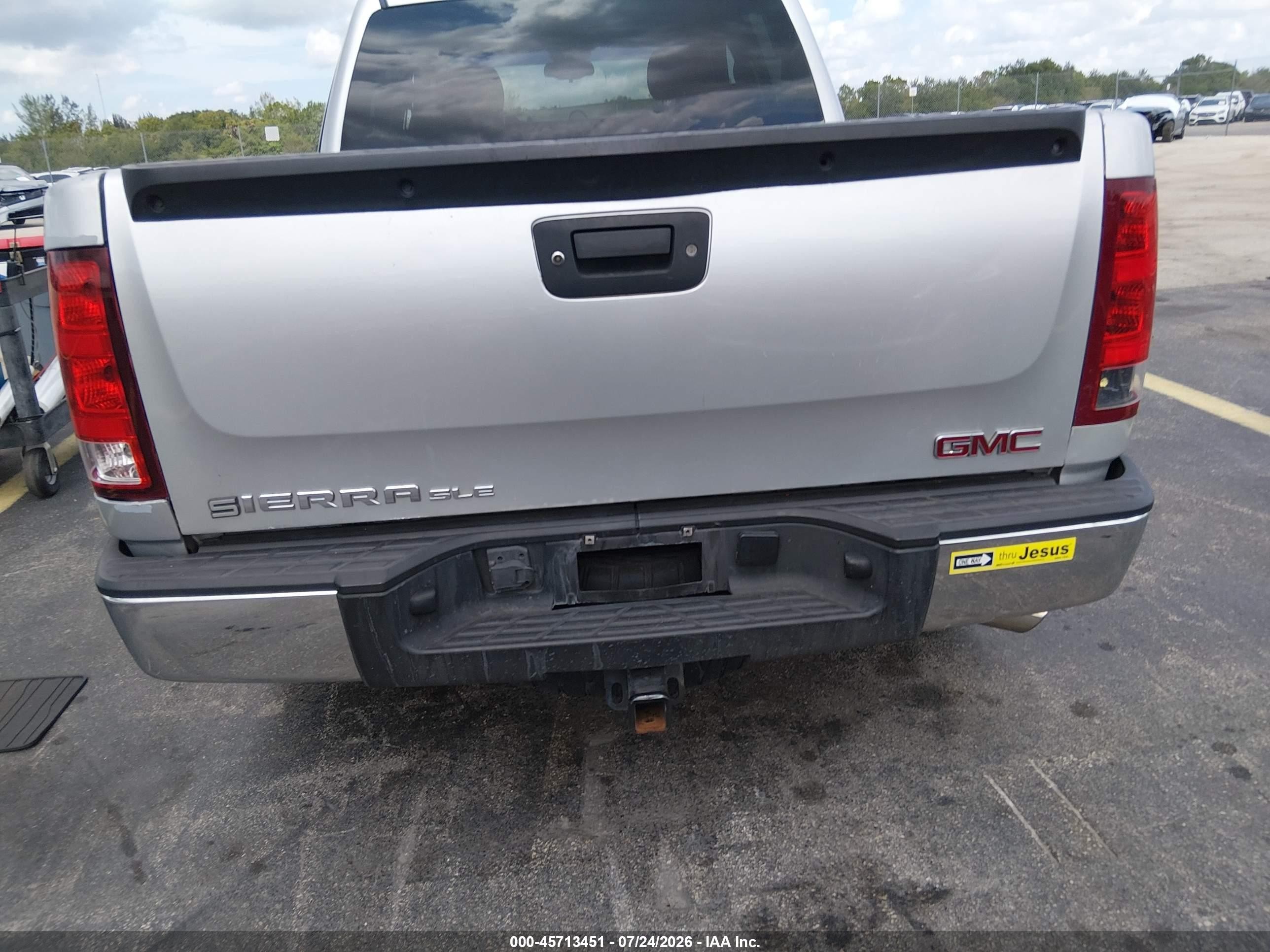 2013 Gmc Sierra 1500 Sle Silver vin: 3GTP1VE02DG180312