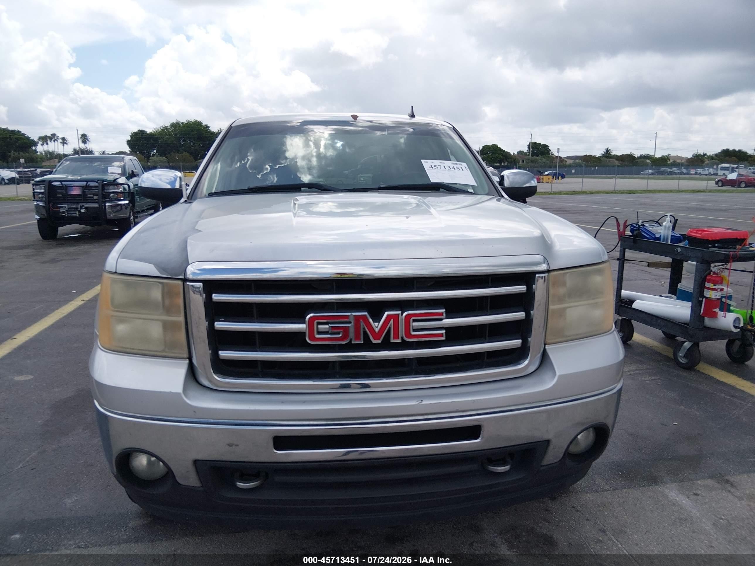 2013 Gmc Sierra 1500 Sle Silver vin: 3GTP1VE02DG180312