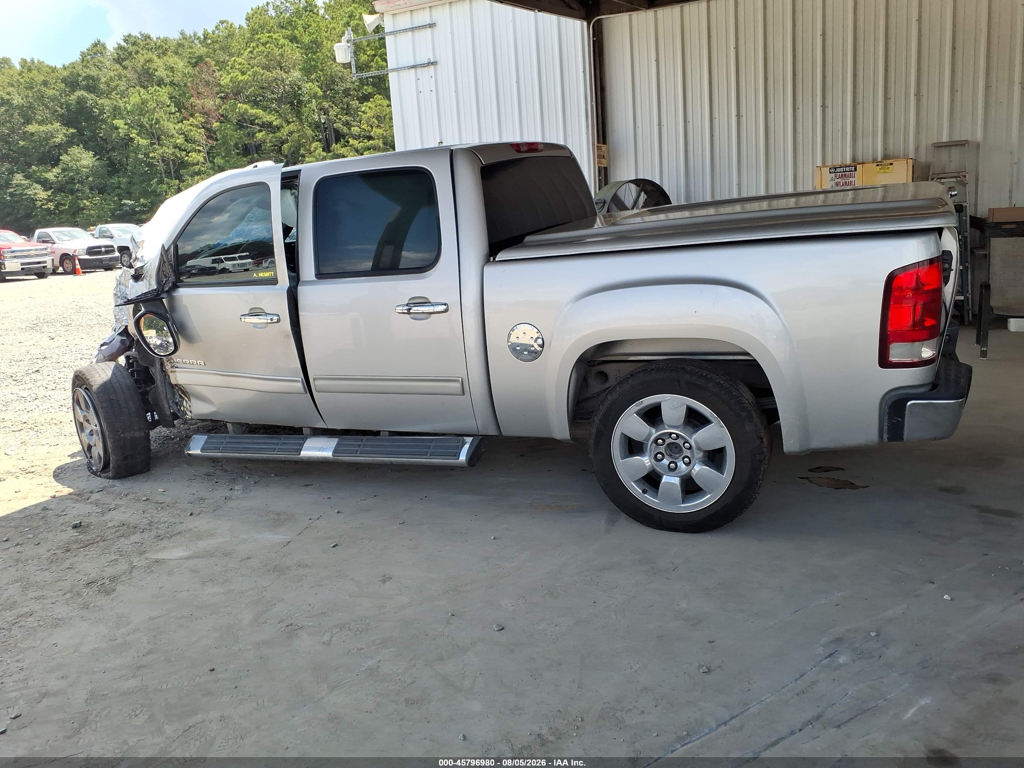 2011 Gmc Sierra 1500 Sle Silver vin: 3GTP1VE03BG106930
