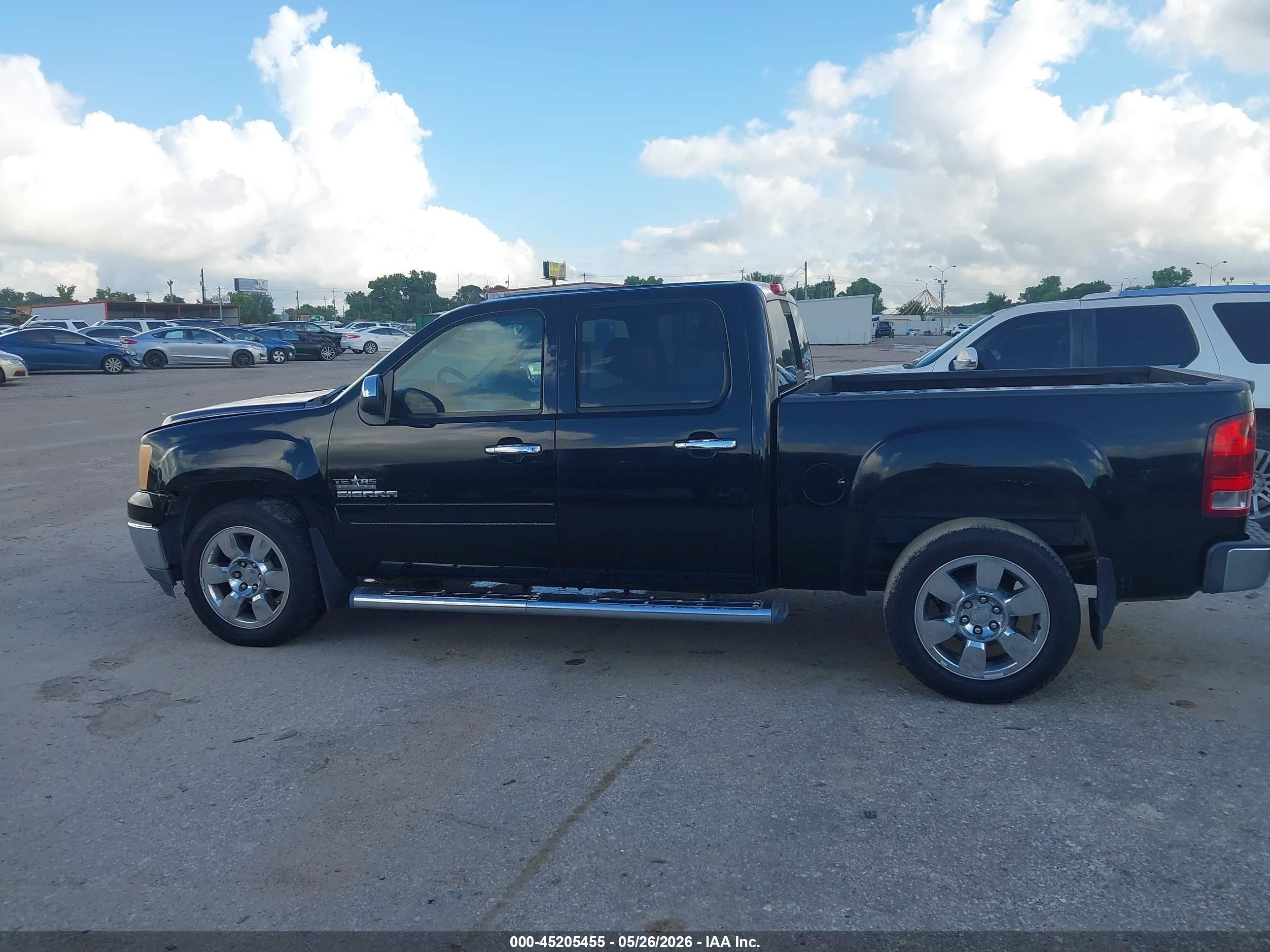 2011 Gmc Sierra 1500 Sle Black vin: 3GTP1VE03BG143668