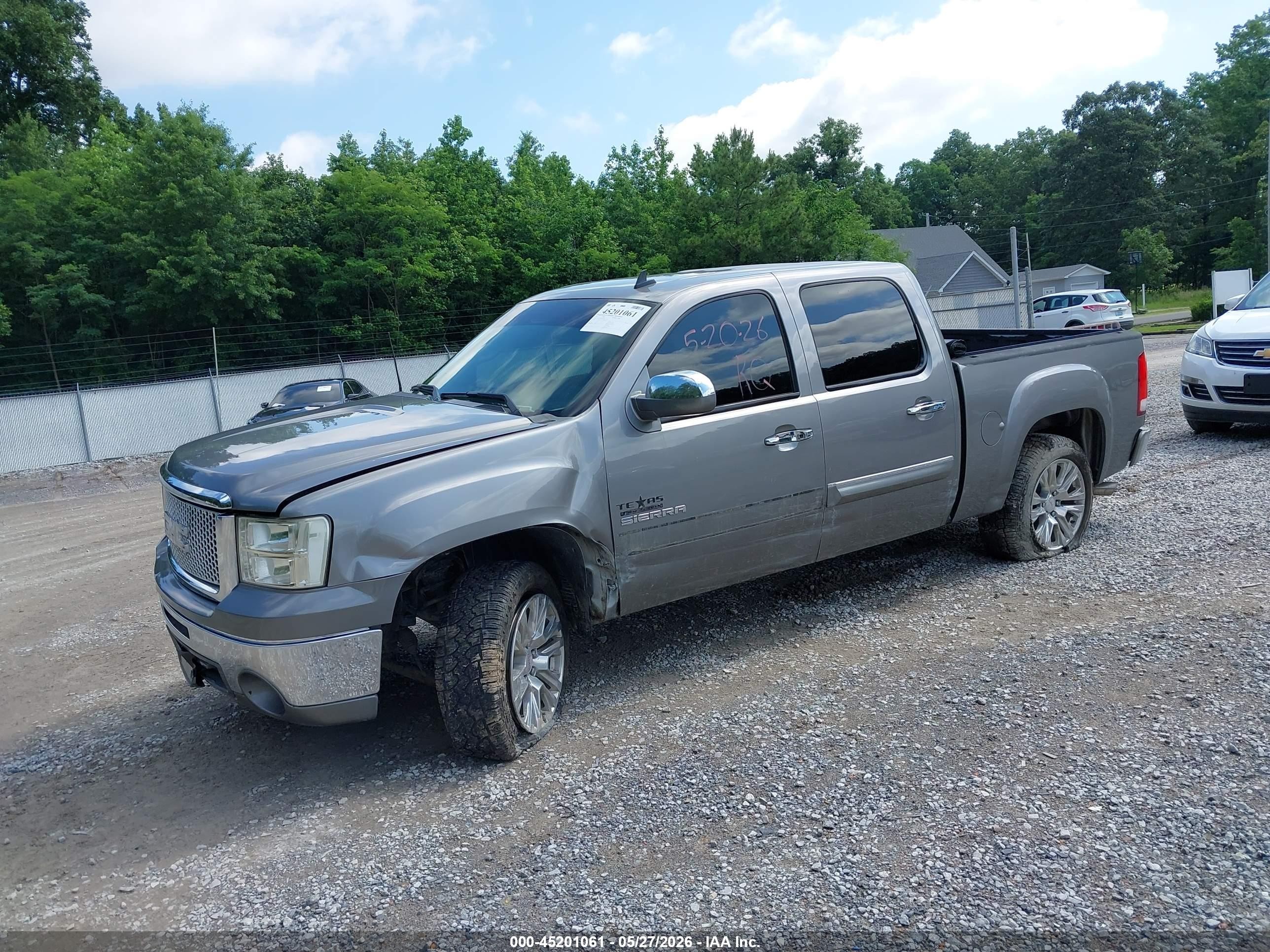 2013 Gmc Sierra 1500 Sle Silver vin: 3GTP1VE03DG302353