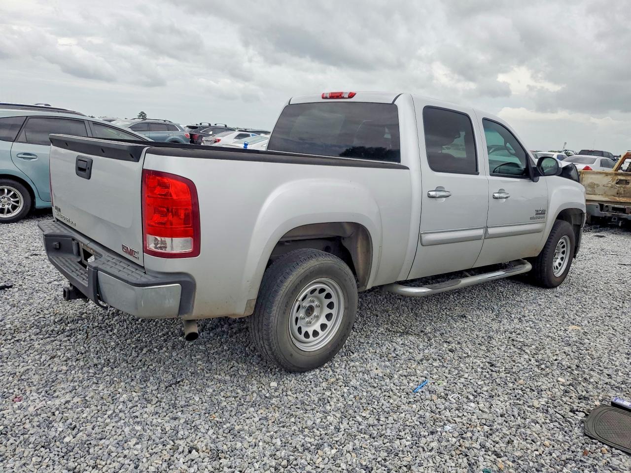 2013 Gmc Sierra C1500 Sle Silver vin: 3GTP1VE04DG104025