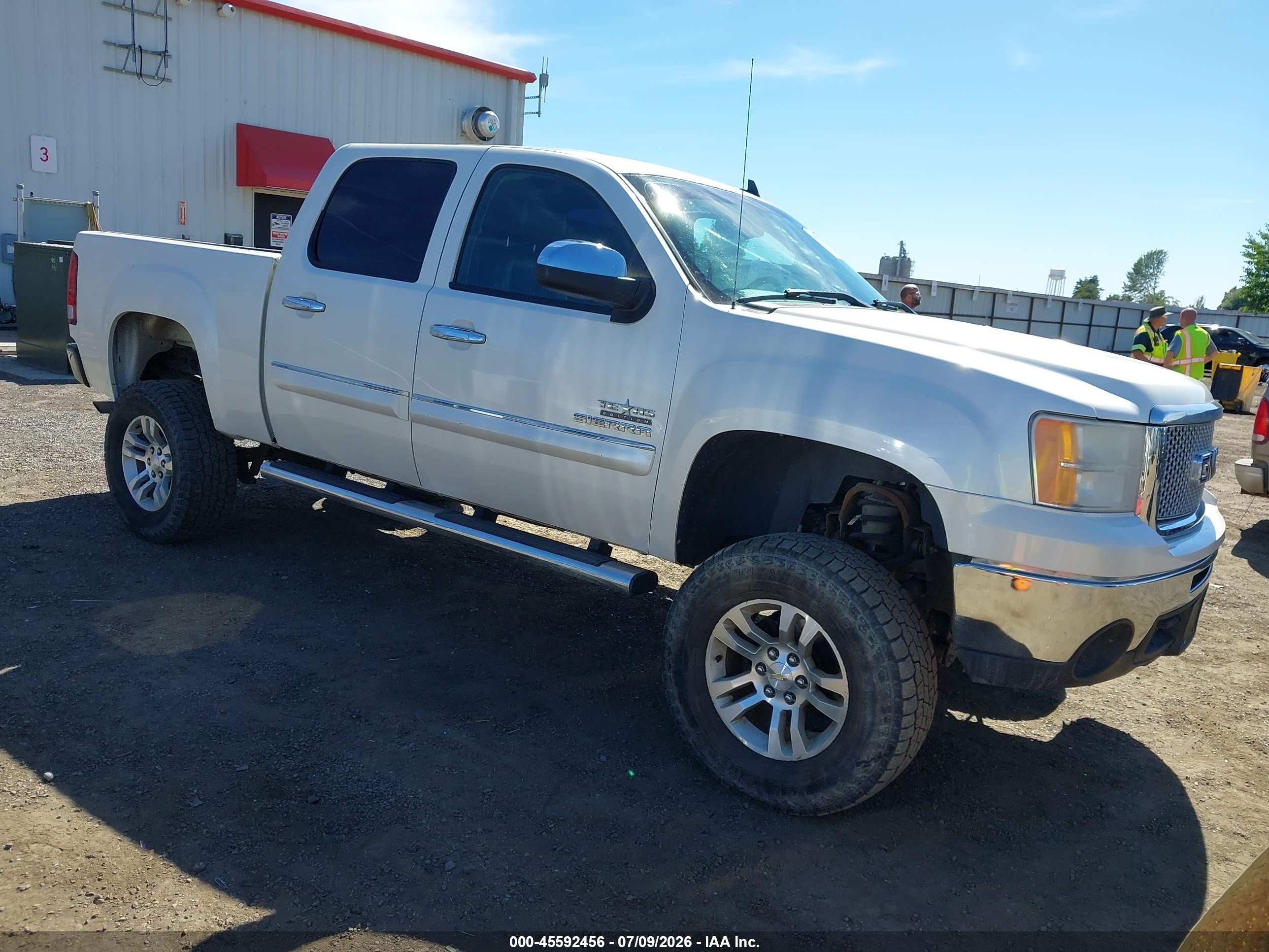 2013 Gmc Sierra 1500 Sle White vin: 3GTP1VE04DG327911