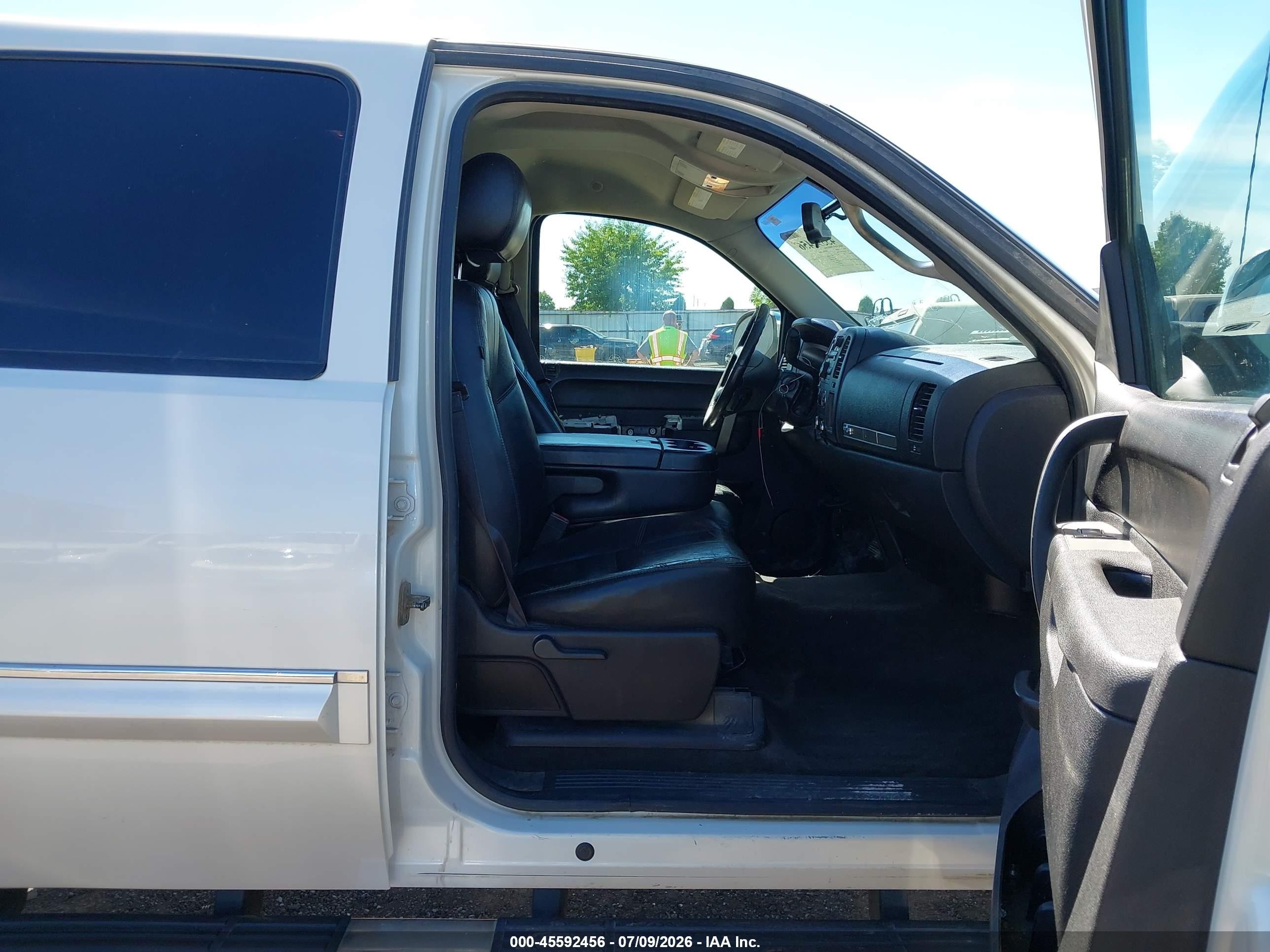 2013 Gmc Sierra 1500 Sle White vin: 3GTP1VE04DG327911