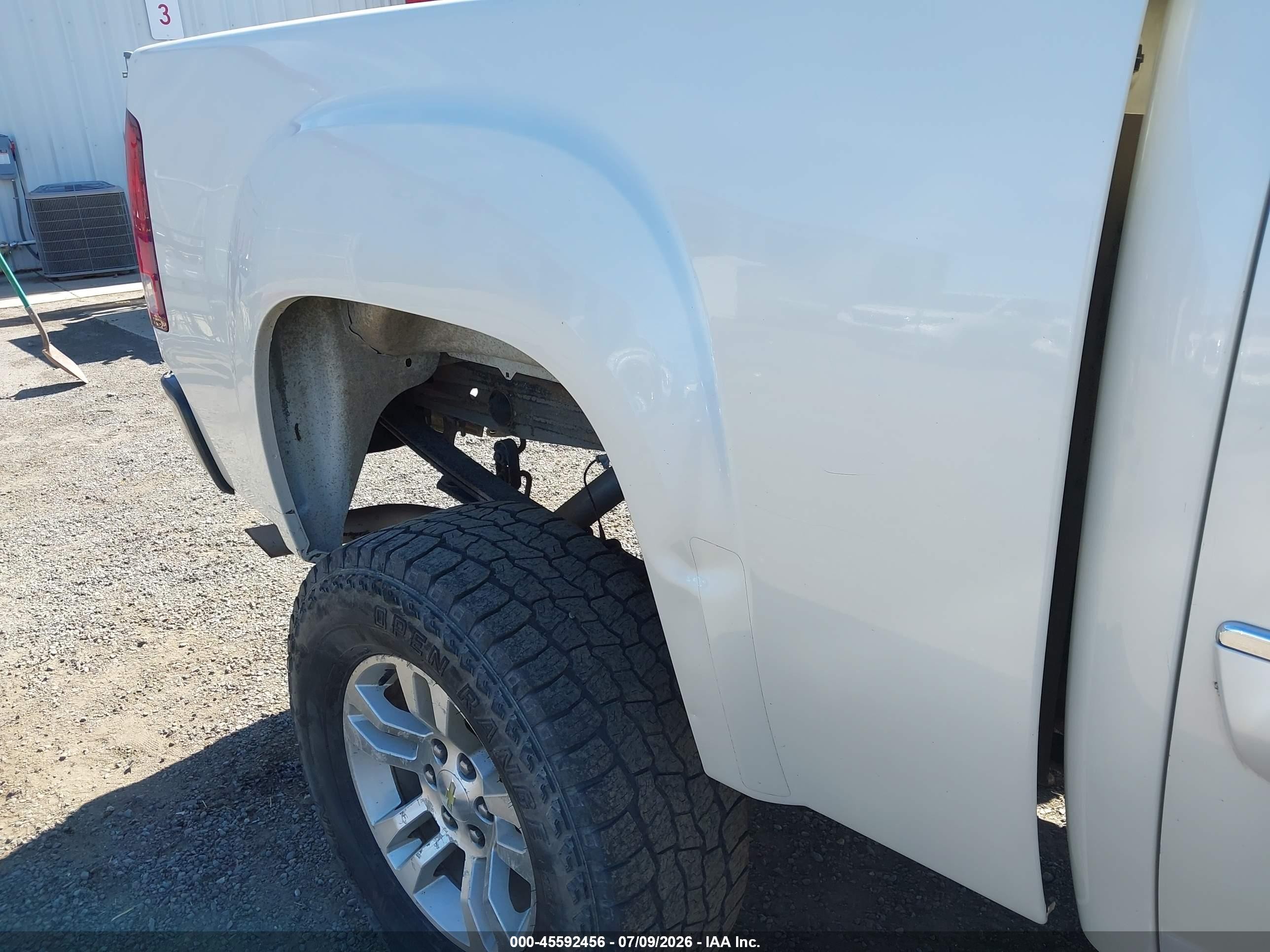 2013 Gmc Sierra 1500 Sle White vin: 3GTP1VE04DG327911