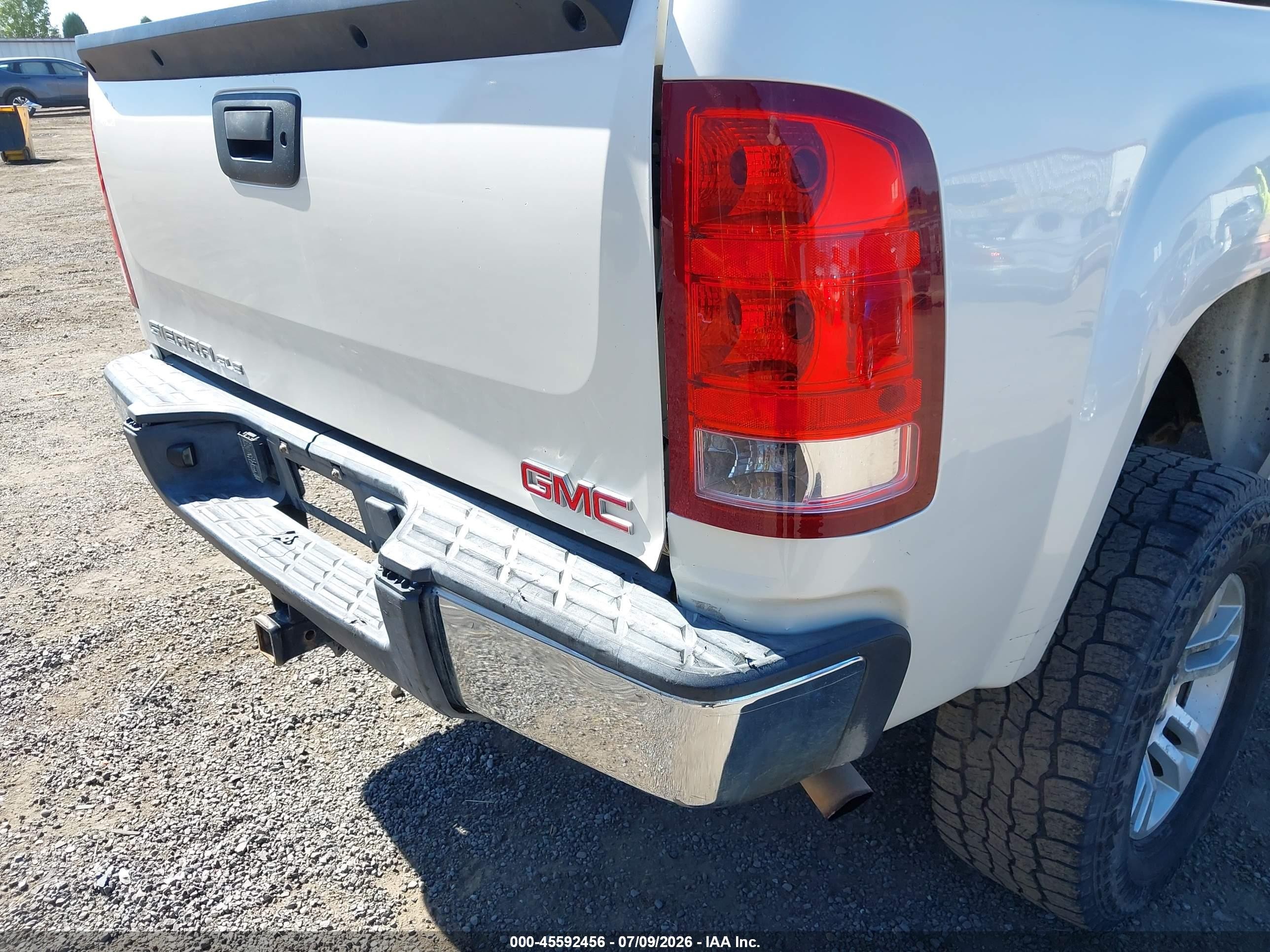 2013 Gmc Sierra 1500 Sle White vin: 3GTP1VE04DG327911
