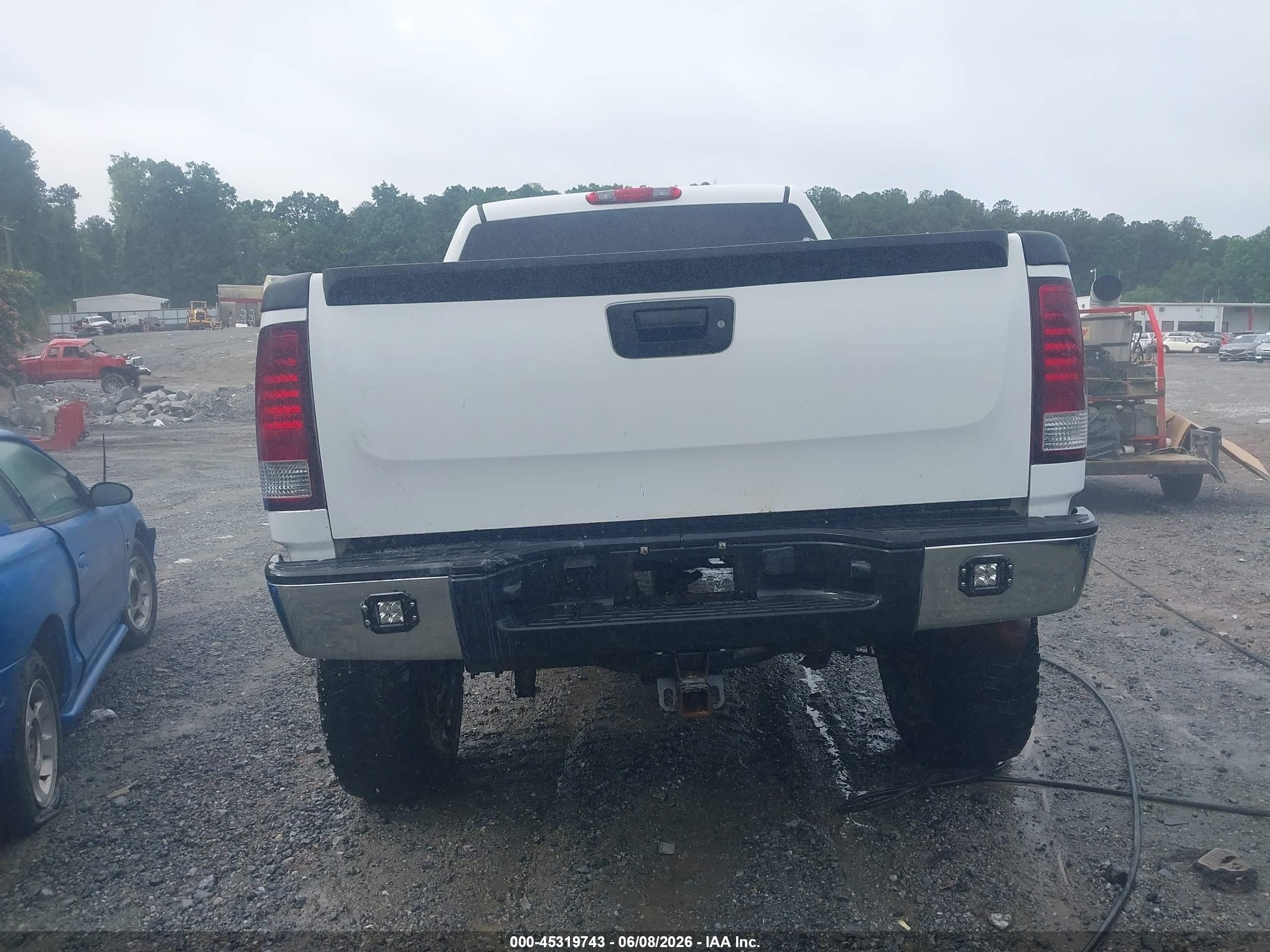 2013 Gmc Sierra 1500 Sle White vin: 3GTP1VE05DG111372