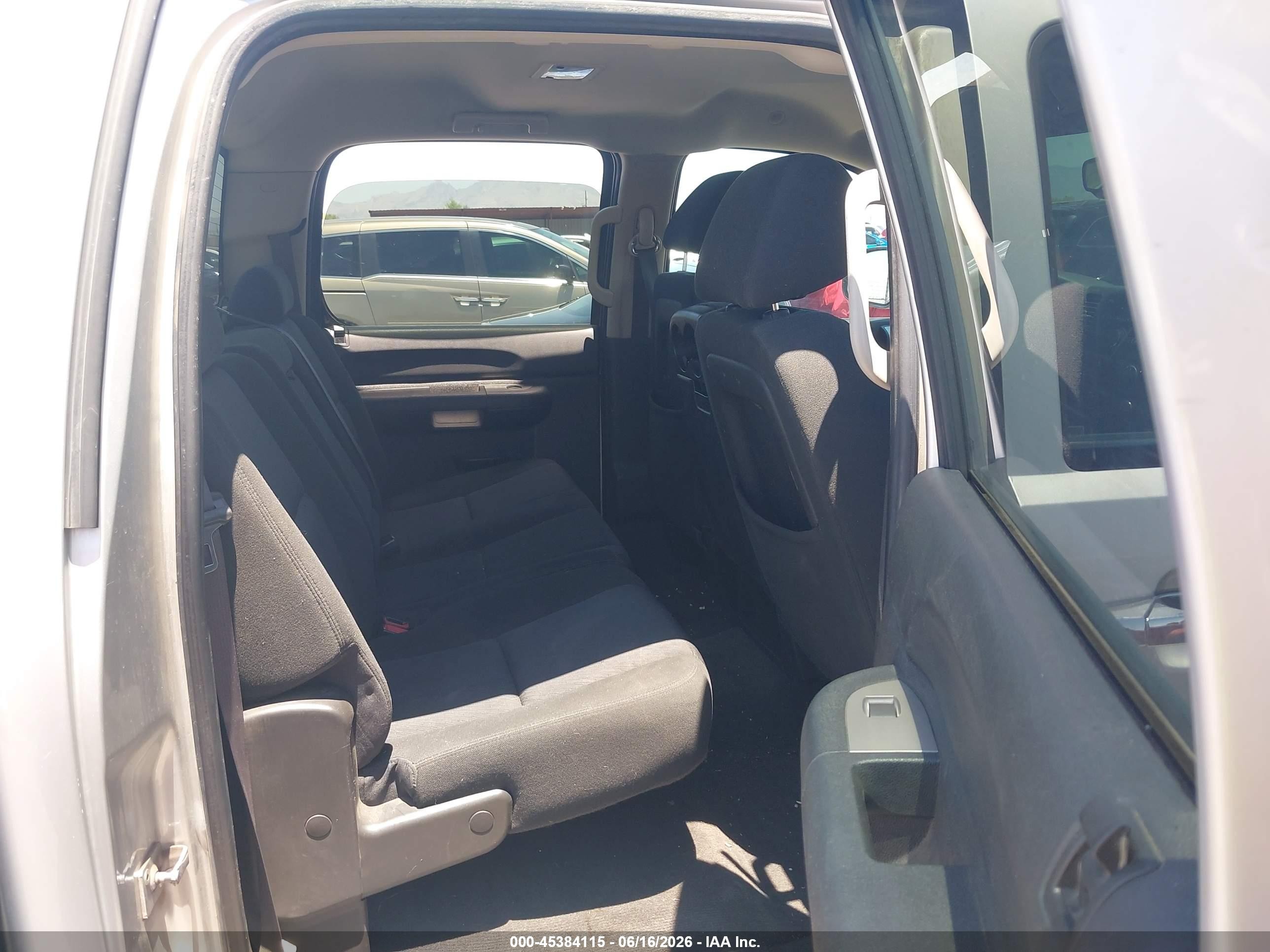 2011 Gmc Sierra 1500 Sle Silver vin: 3GTP1VE06BG302943