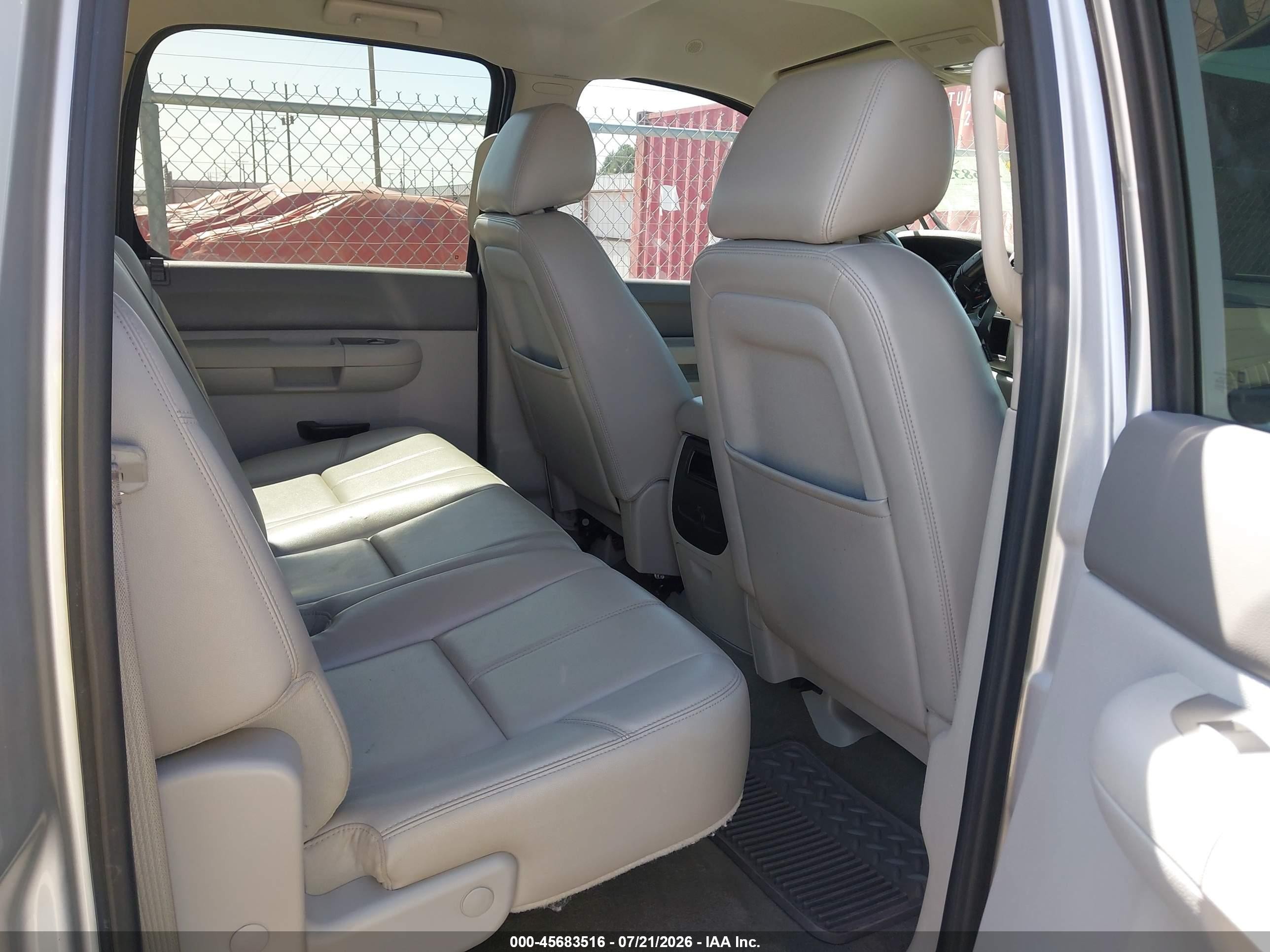 2011 Gmc Sierra 1500 Sle Silver vin: 3GTP1VE09BG382156