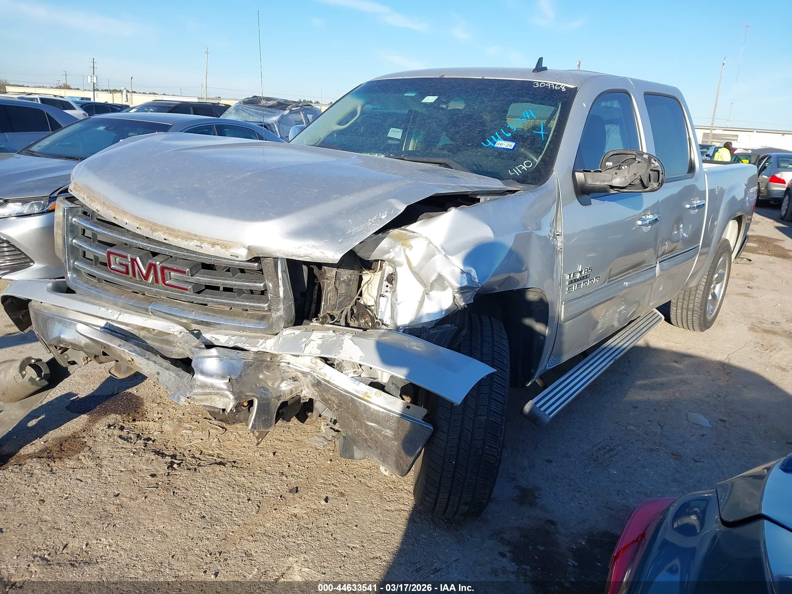 2013 Gmc Sierra 1500 Sle Silver vin: 3GTP1VE0XDG224170