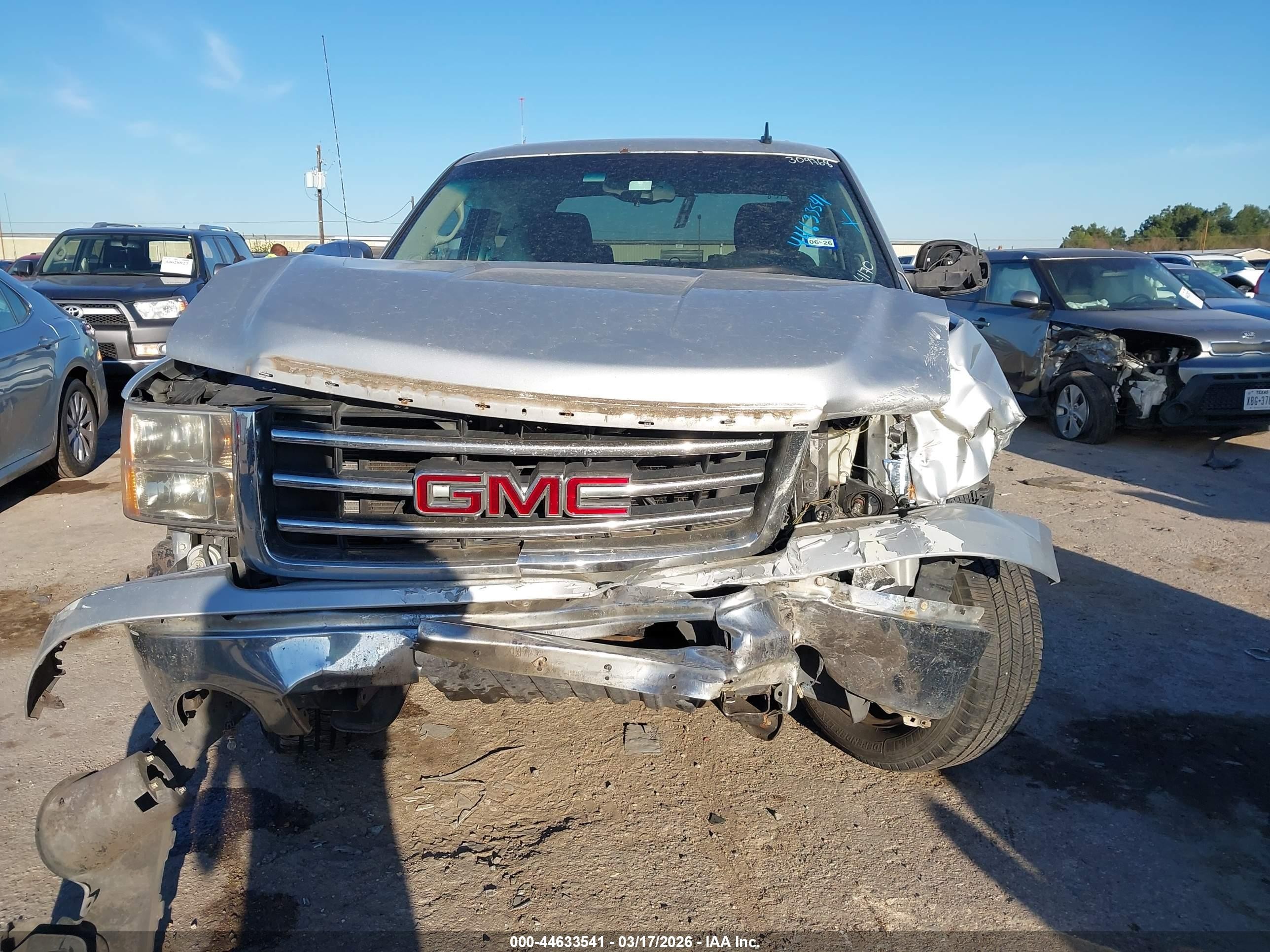 2013 Gmc Sierra 1500 Sle Silver vin: 3GTP1VE0XDG224170