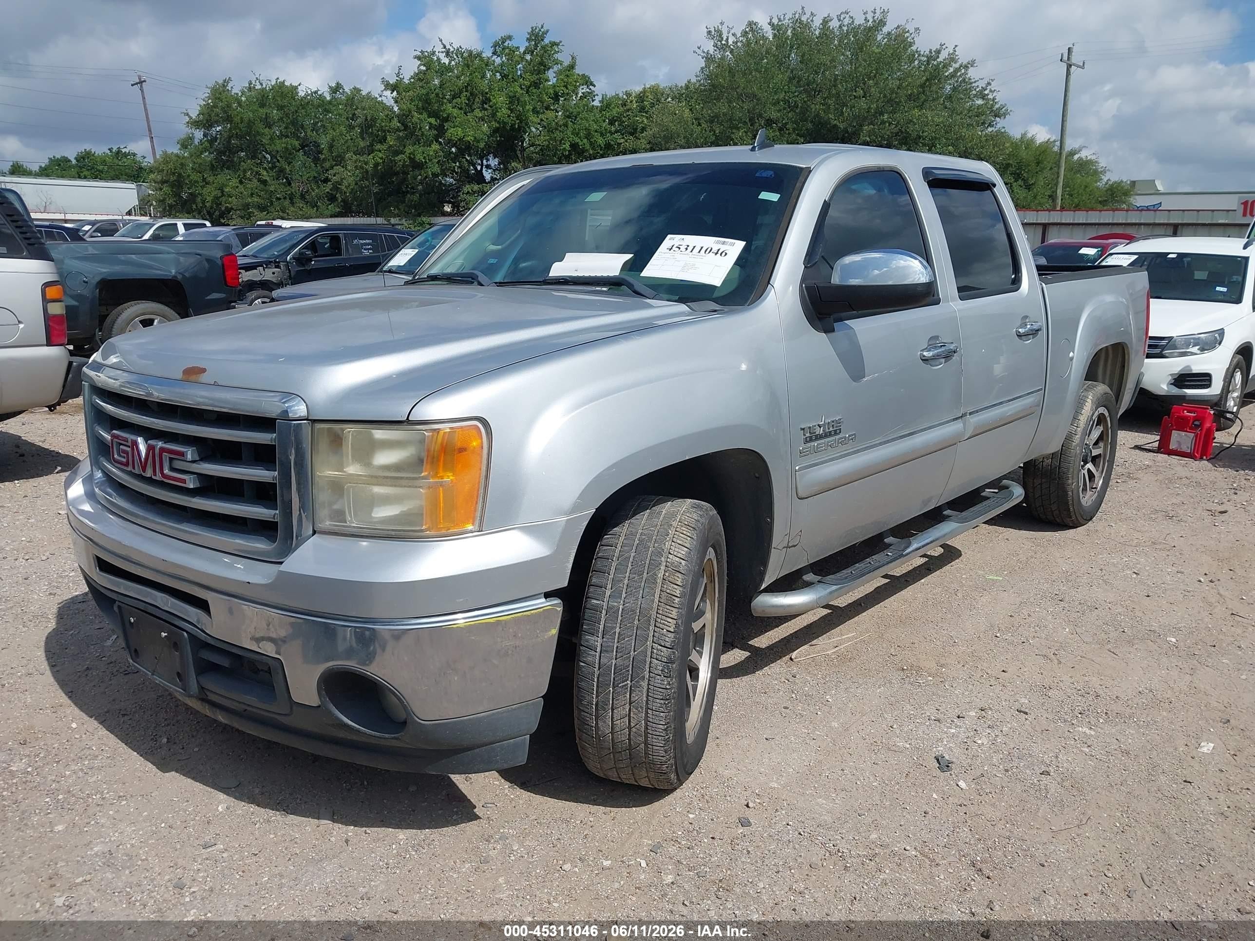 2013 Gmc Sierra 1500 Sle Silver vin: 3GTP1VE0XDG308084