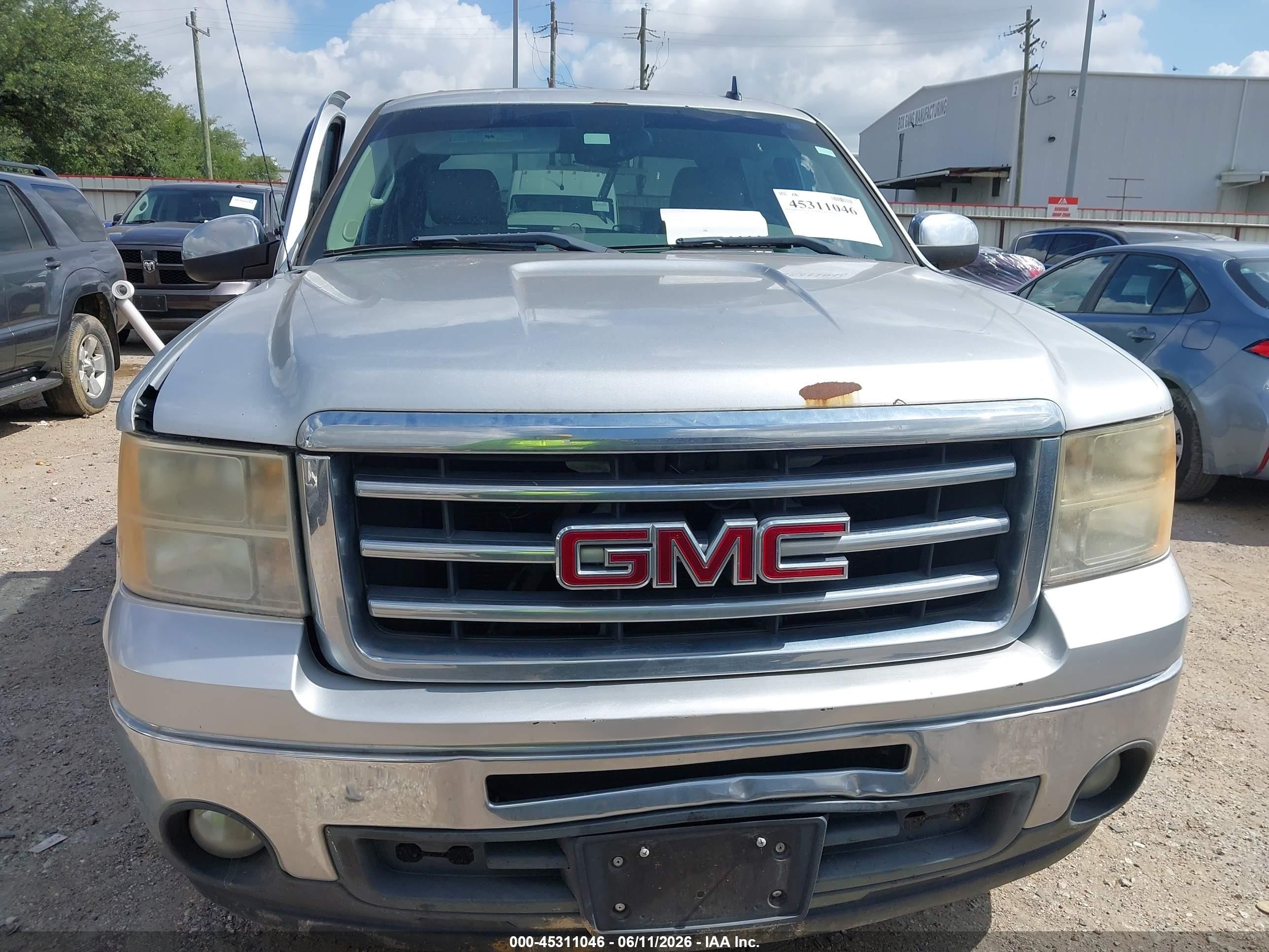 2013 Gmc Sierra 1500 Sle Silver vin: 3GTP1VE0XDG308084
