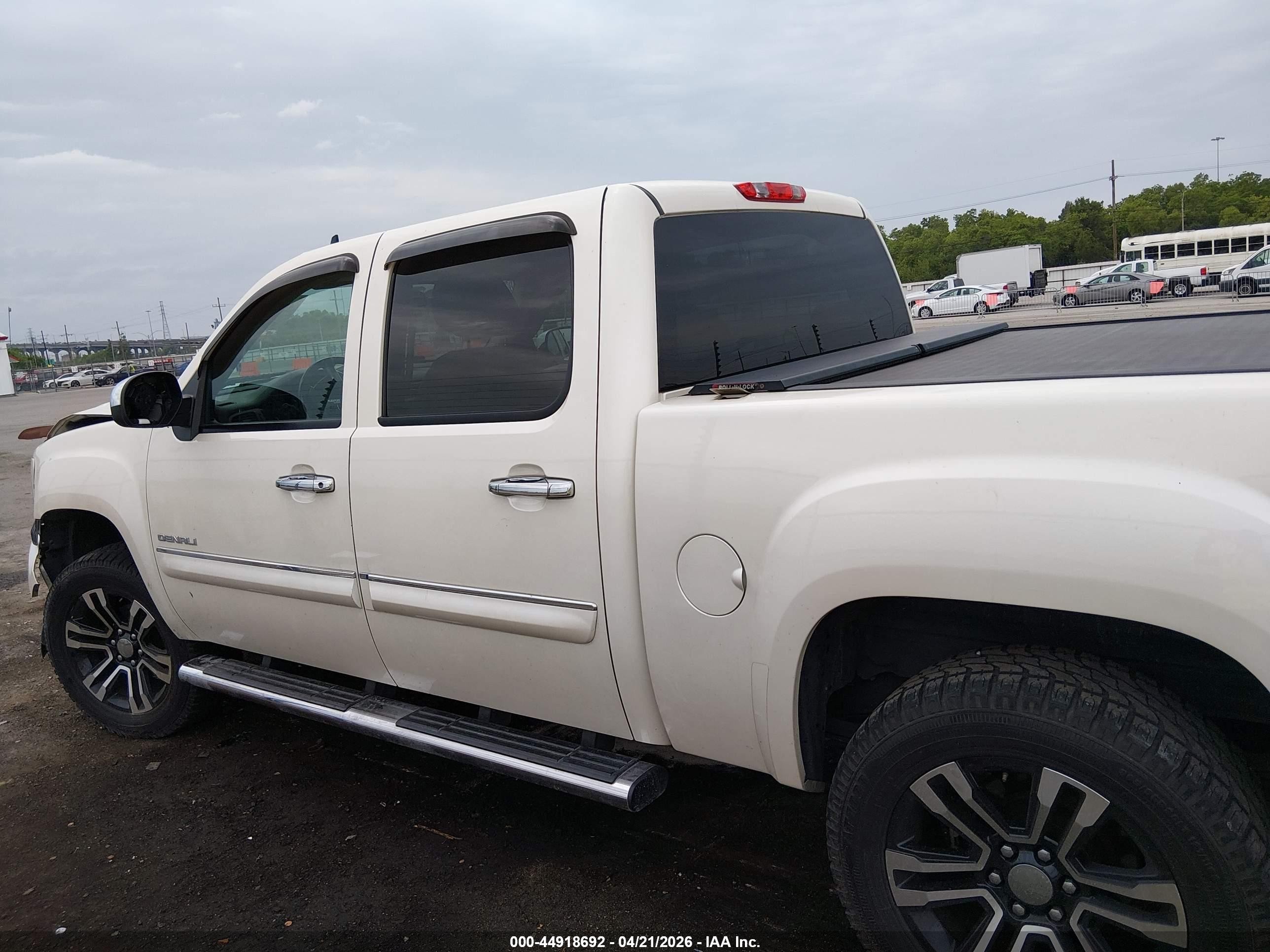 2013 Gmc Sierra 1500 Denali Cream vin: 3GTP1XE26DG117968