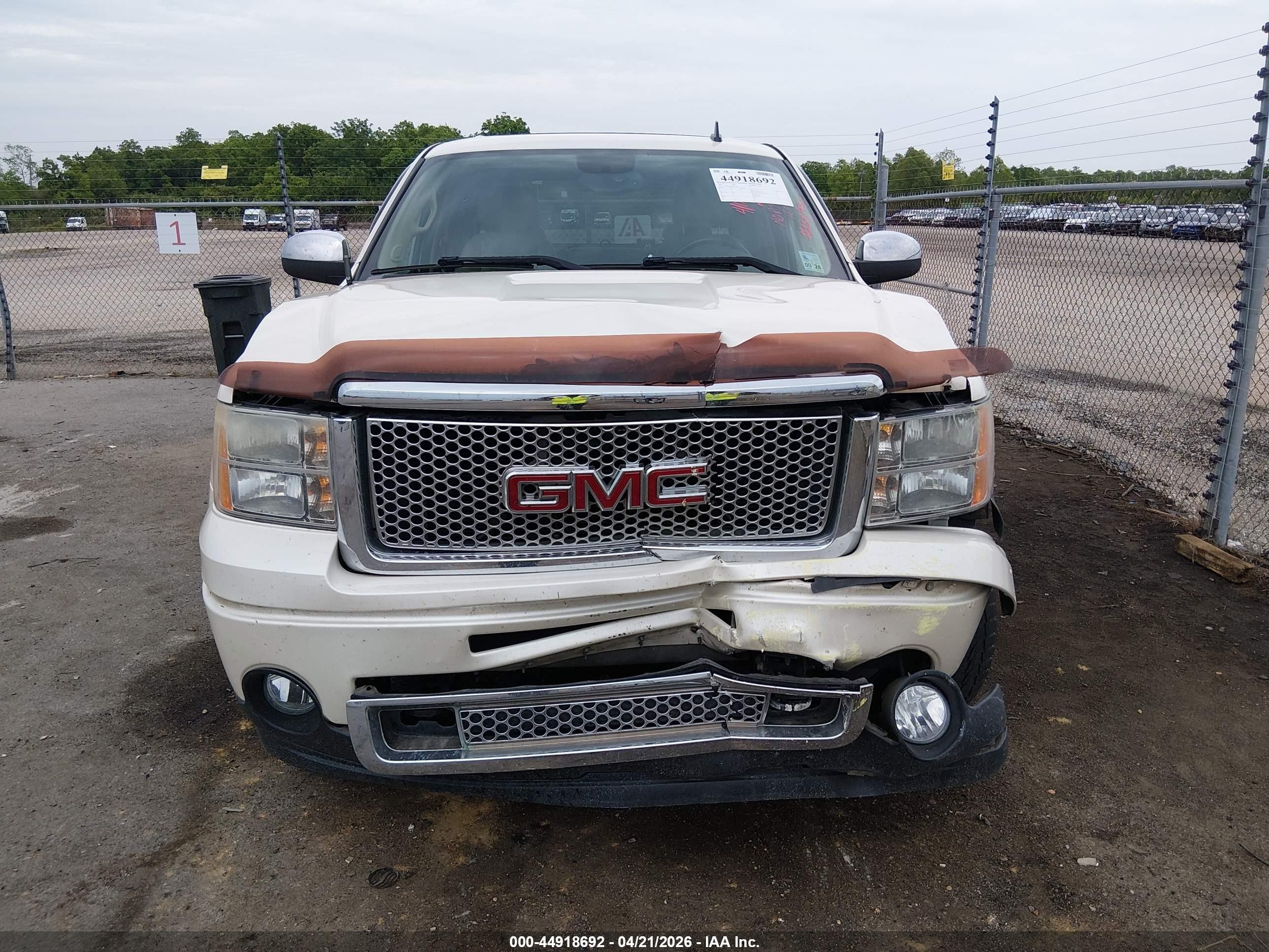 2013 Gmc Sierra 1500 Denali Cream vin: 3GTP1XE26DG117968