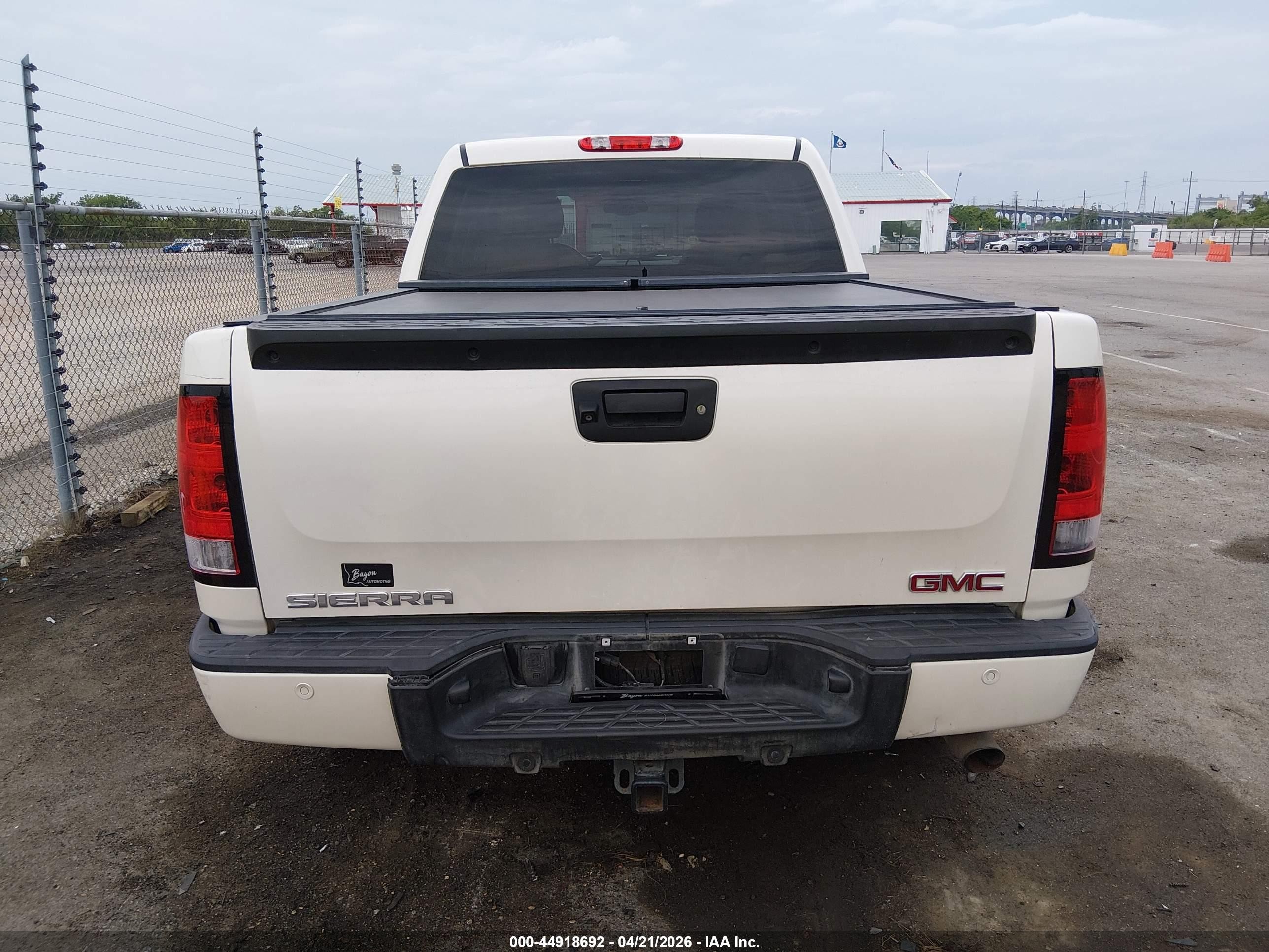 2013 Gmc Sierra 1500 Denali Cream vin: 3GTP1XE26DG117968