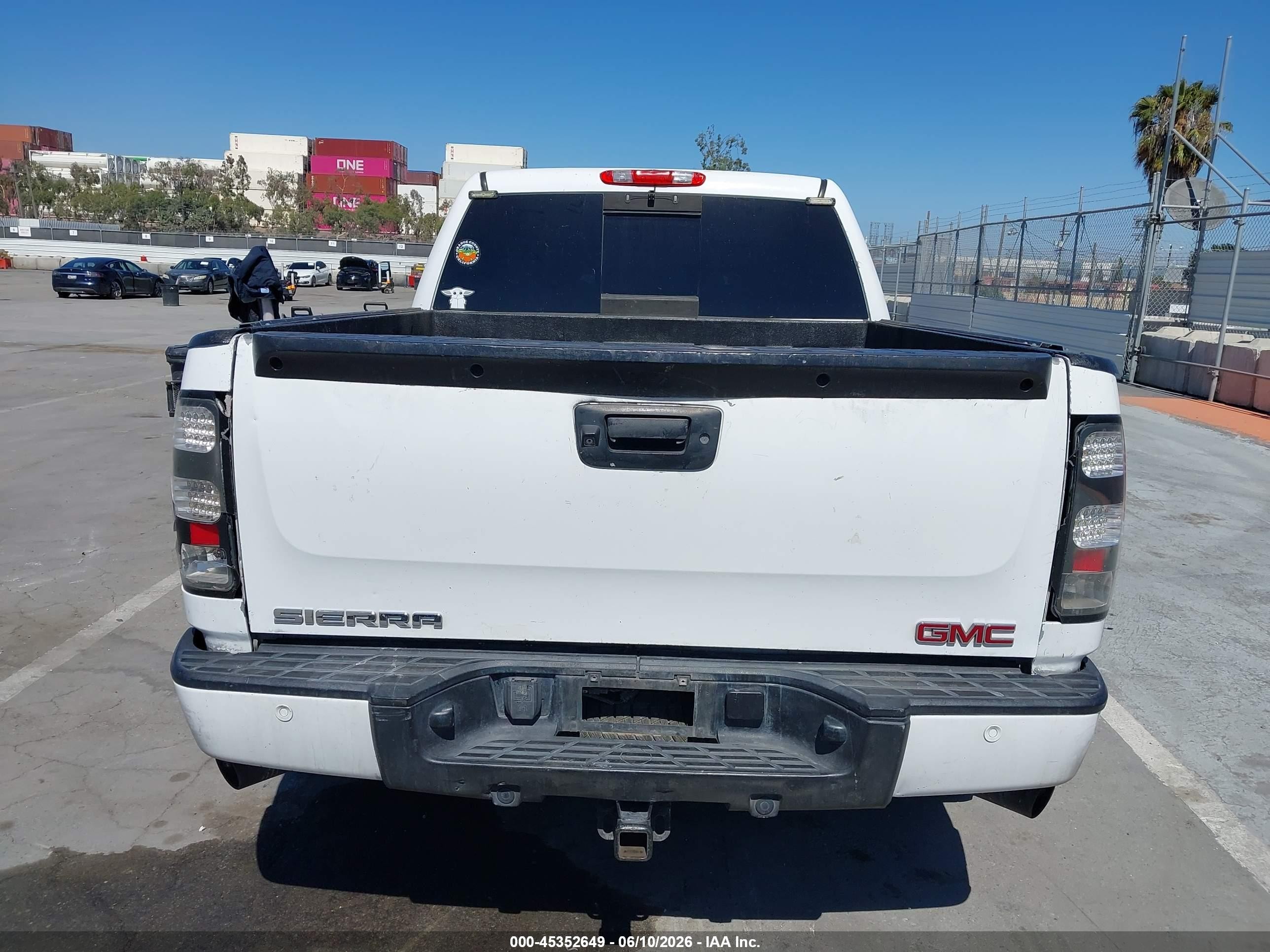 2012 Gmc Sierra 1500 Denali White vin: 3GTP1XE29CG193621