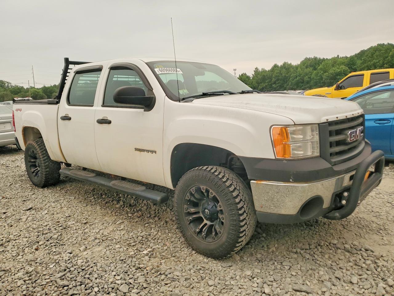2011 Gmc Sierra K1500 White vin: 3GTP2TEA2BG355097