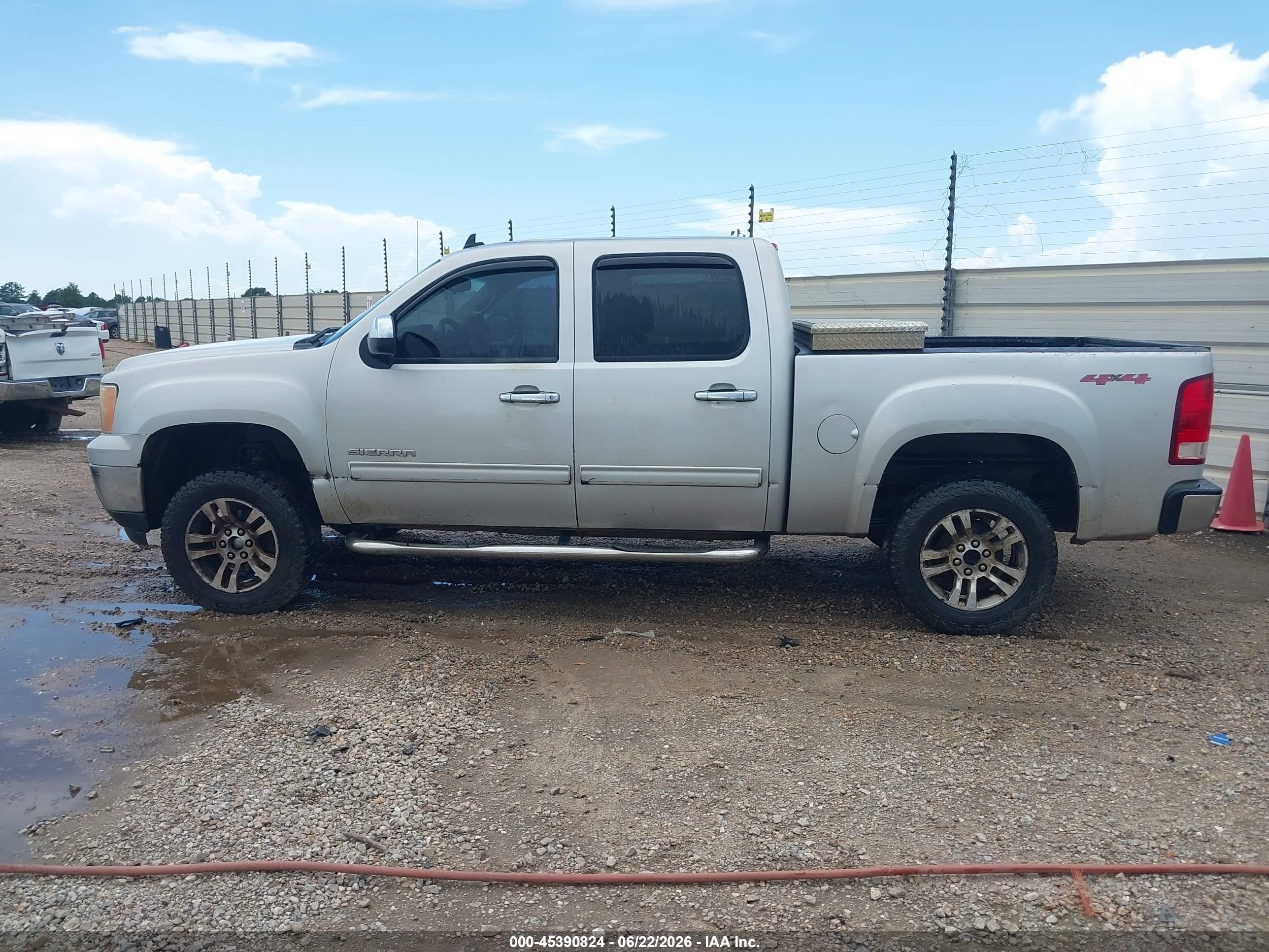 2012 Gmc Sierra 1500 Sl Silver vin: 3GTP2UEA8CG245310