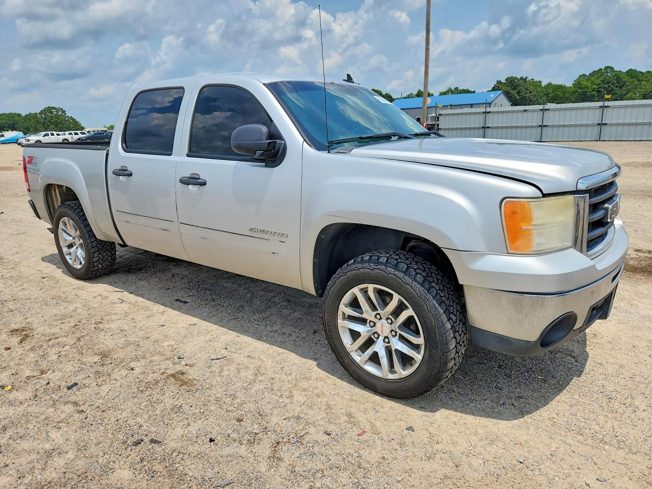 2011 Gmc Sierra K1500 Sle Silver vin: 3GTP2VE30BG210573